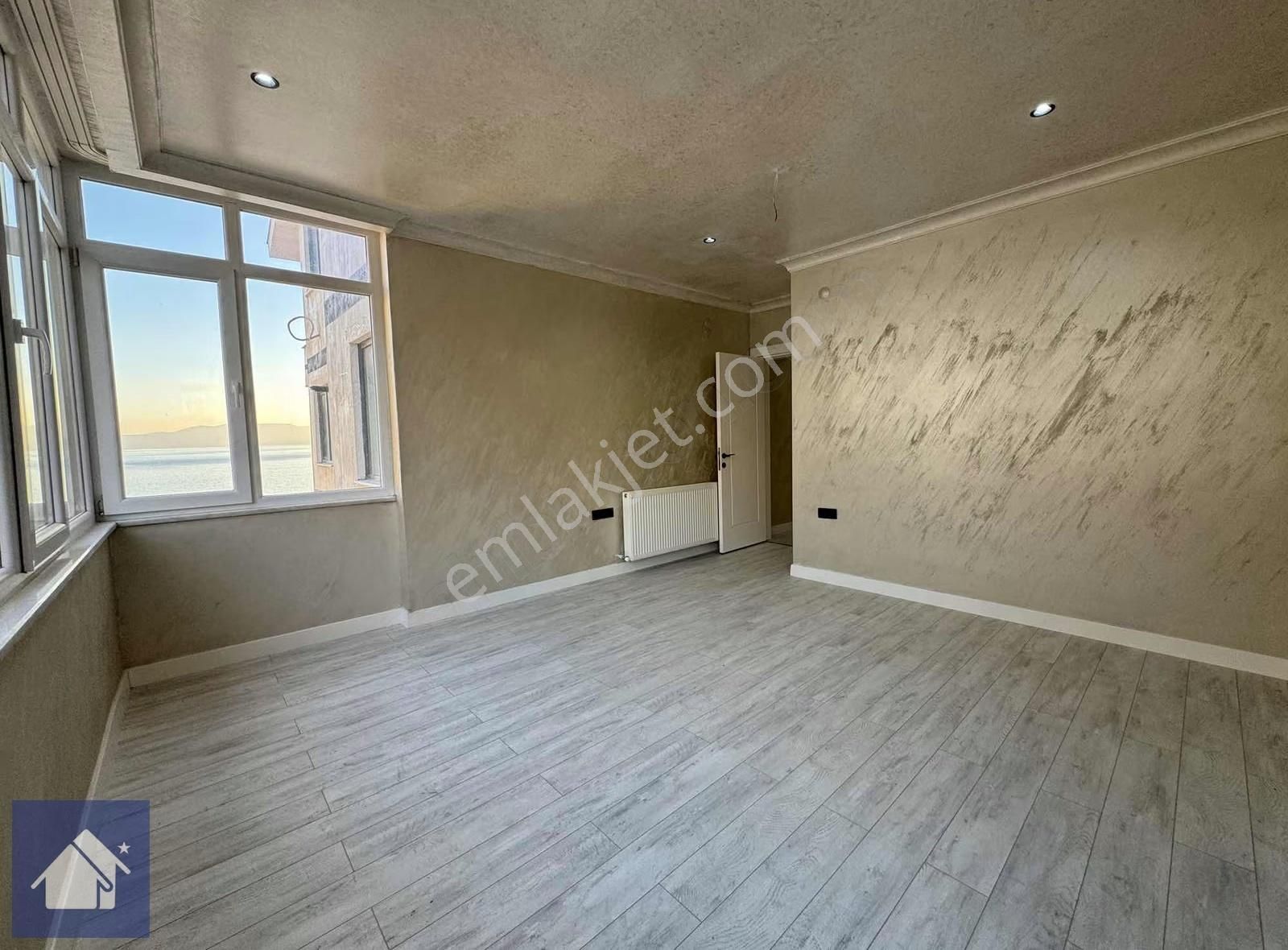 *bükey Yapı İmzasıyla*denize Sıfır Ultra Lüks 2+1*komisyonsuz - Görsel 3