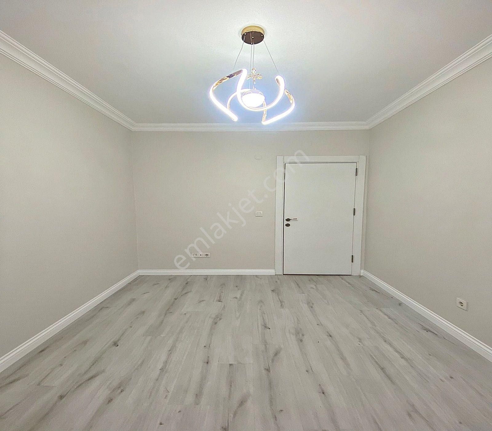 Beylikdüzü Yakuplu'da Lüks 2+1 Satılık Ara Kat Daire - Görsel 17