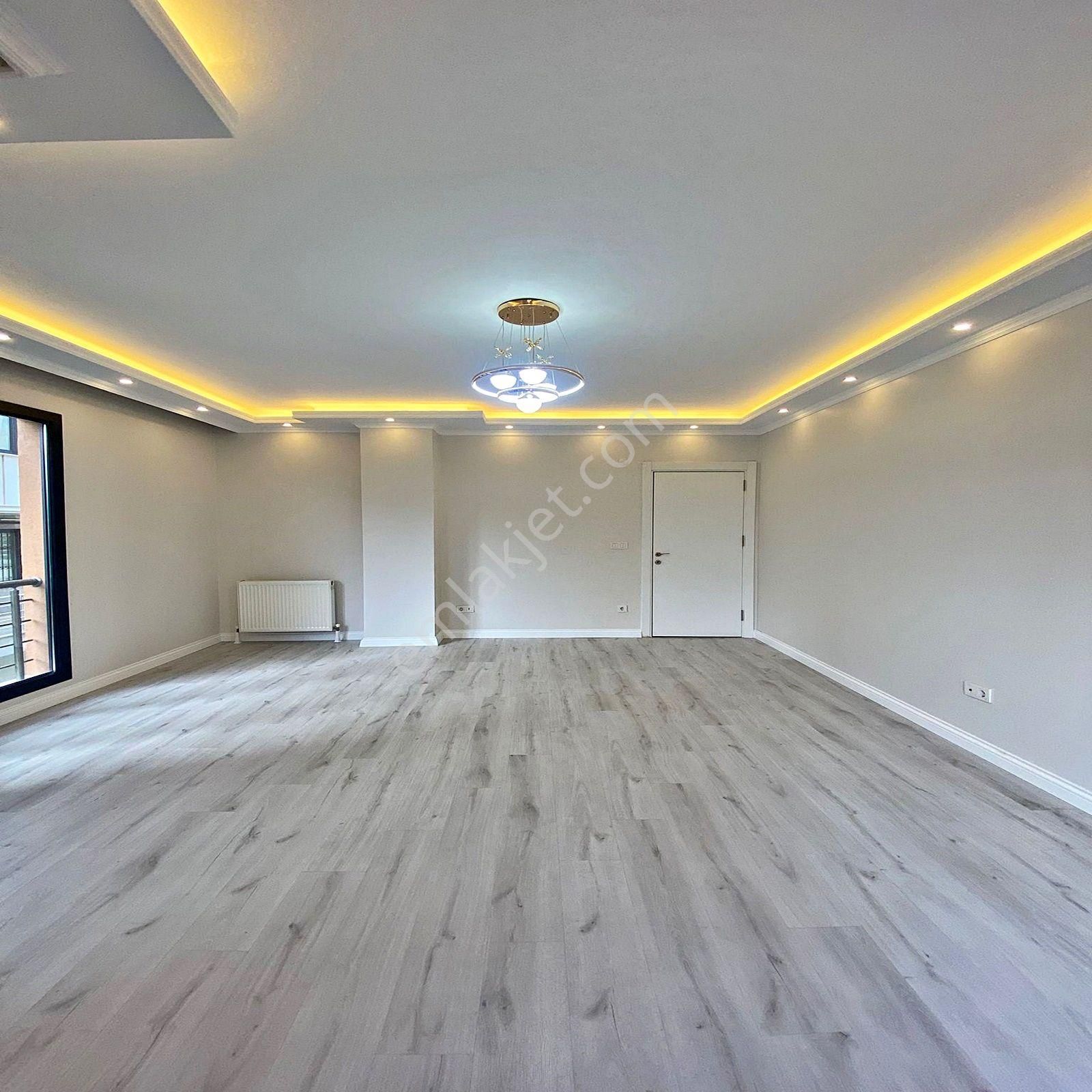 Beylikdüzü Yakuplu'da Lüks 2+1 Satılık Ara Kat Daire - Görsel 27