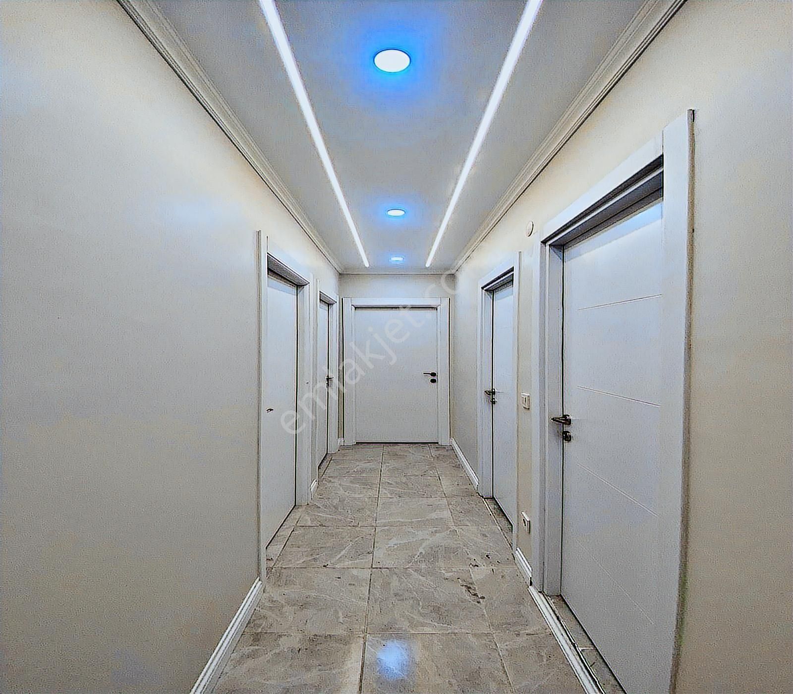 Beylikdüzü Yakuplu'da Lüks 2+1 Satılık Ara Kat Daire - Görsel 21