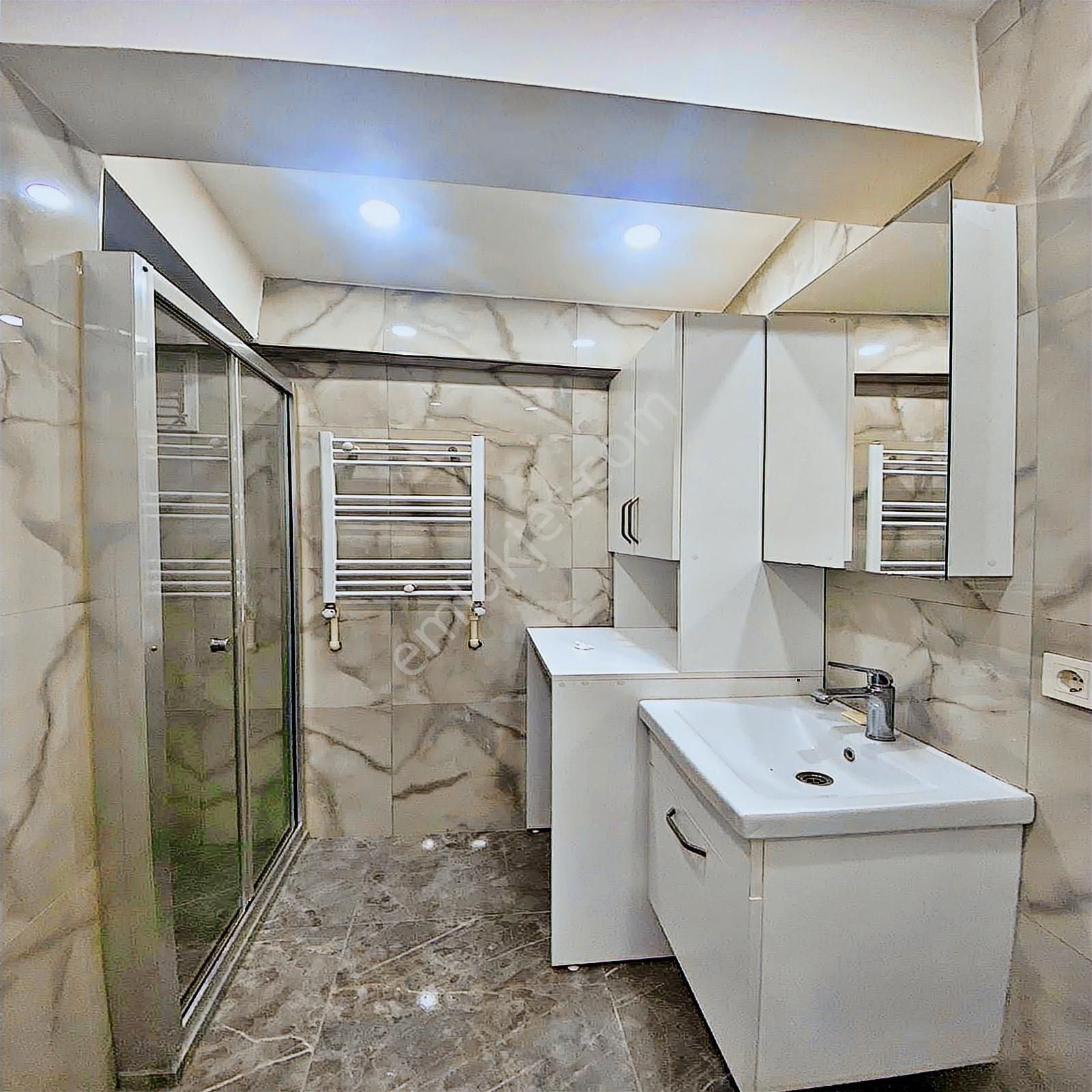 Talatpaşa Mahallesinde 2+1 Balkonlu Satılık Bahçe Katı - Görsel 19