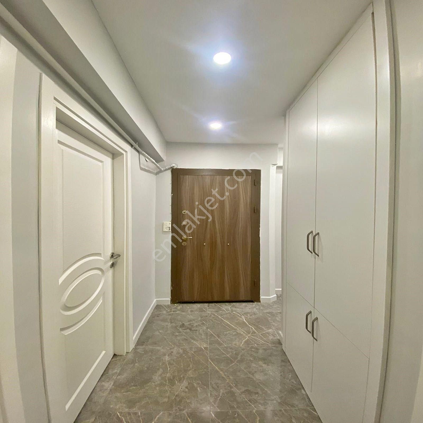 Talatpaşa Mahallesinde 2+1 Balkonlu Satılık Bahçe Katı - Görsel 9