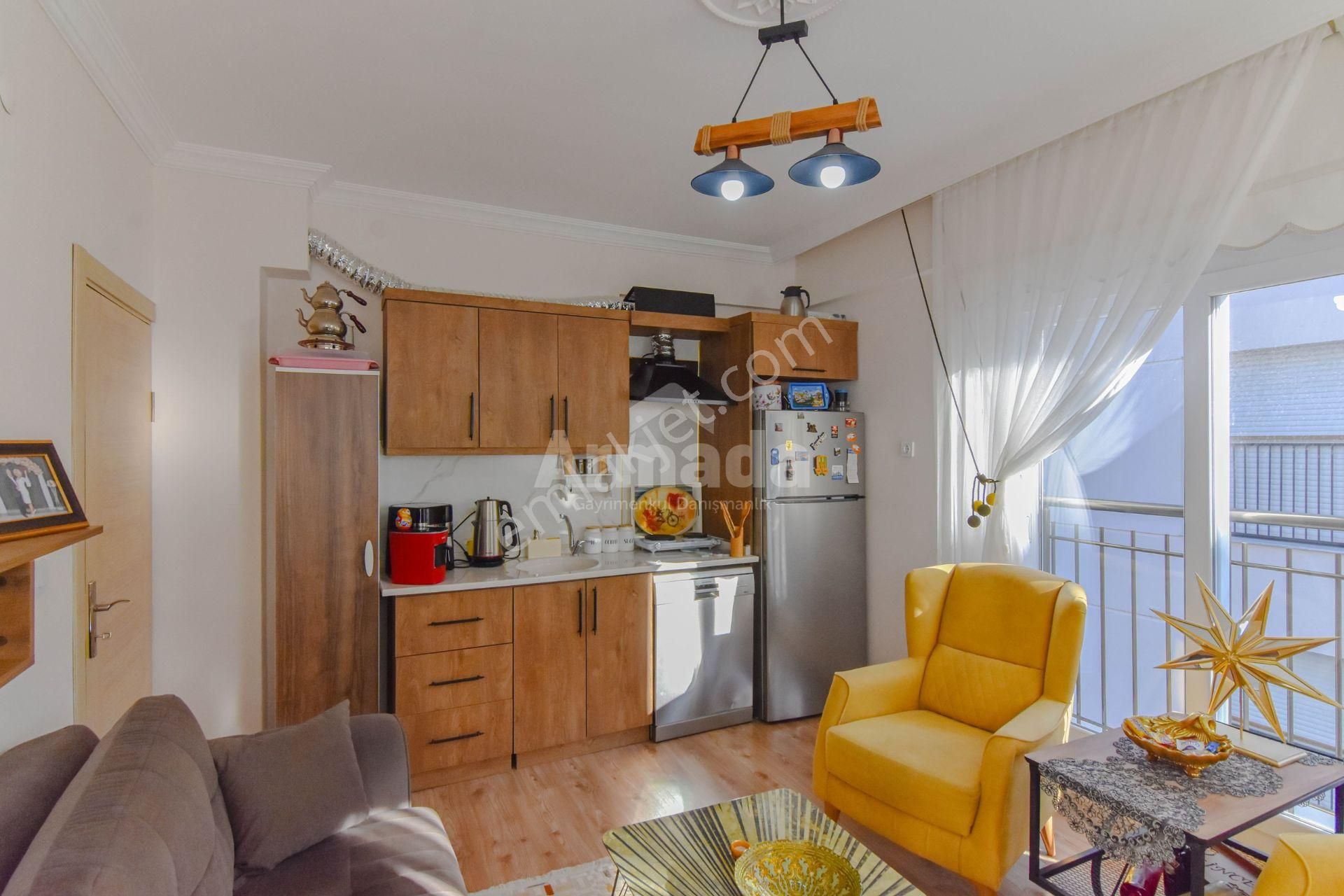 Kuşadası Davutlar'da Havuzlu Site İçerisinde Satılık 2+1 Daire - Görsel 3