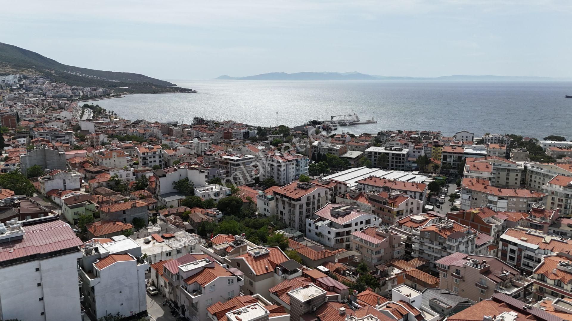 Dikili Merkezde Ful Deniz Manzaralı 3+1 Dubleks Sıfır Daire