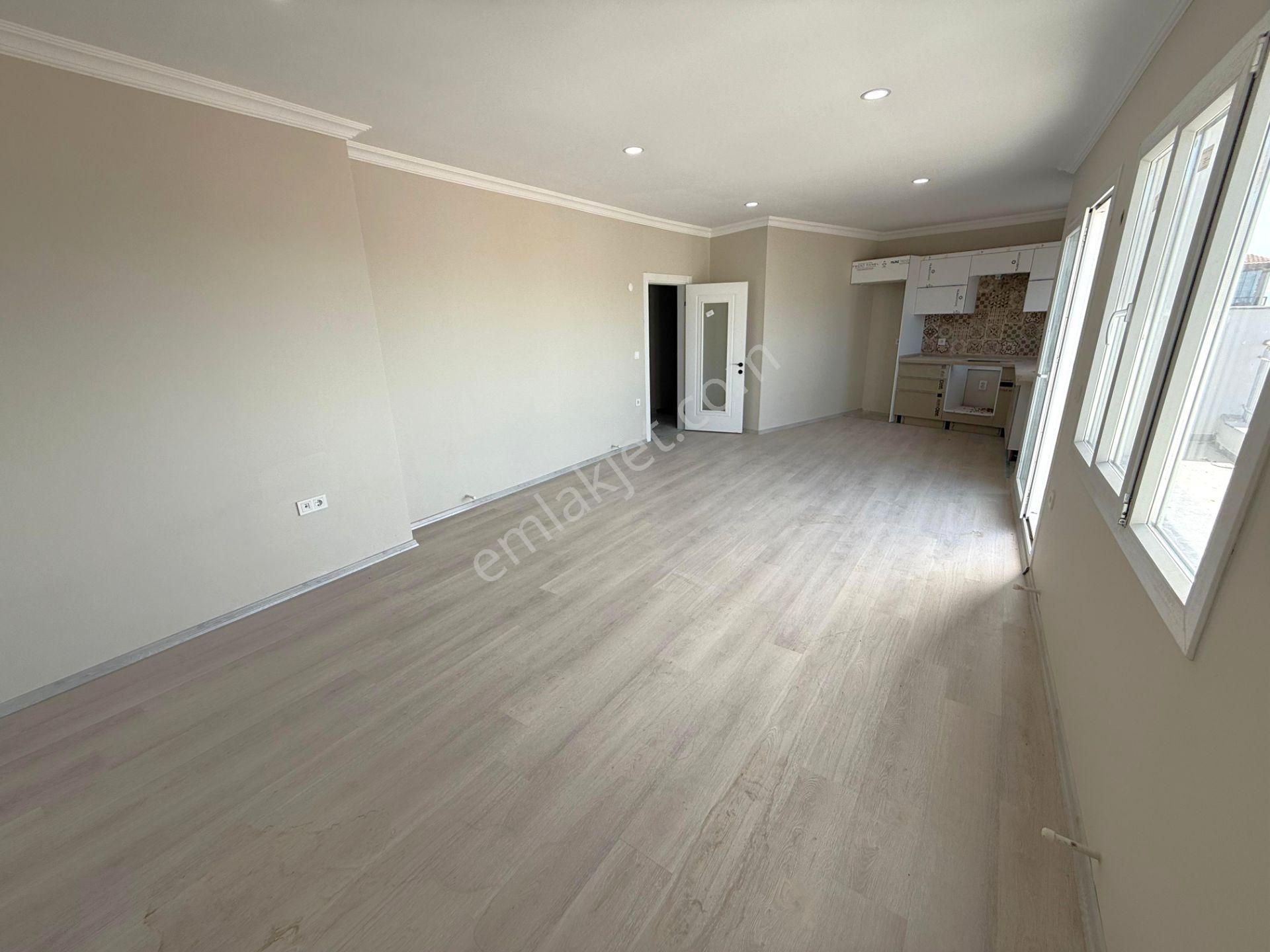 Dikili Merkezde Ful Deniz Manzaralı 3+1 Dubleks Sıfır Daire - Görsel 3