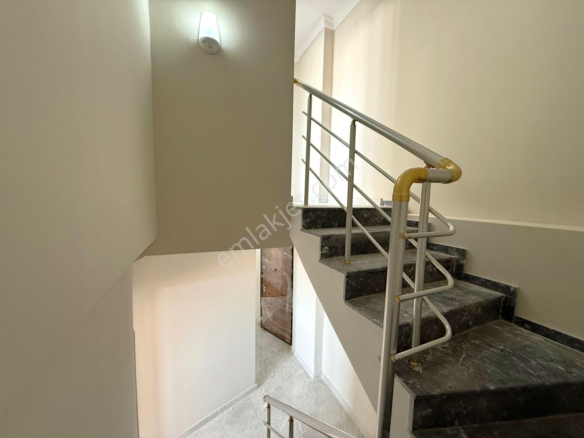 Dikili Merkezde Ful Deniz Manzaralı 3+1 Dubleks Sıfır Daire - Görsel 10