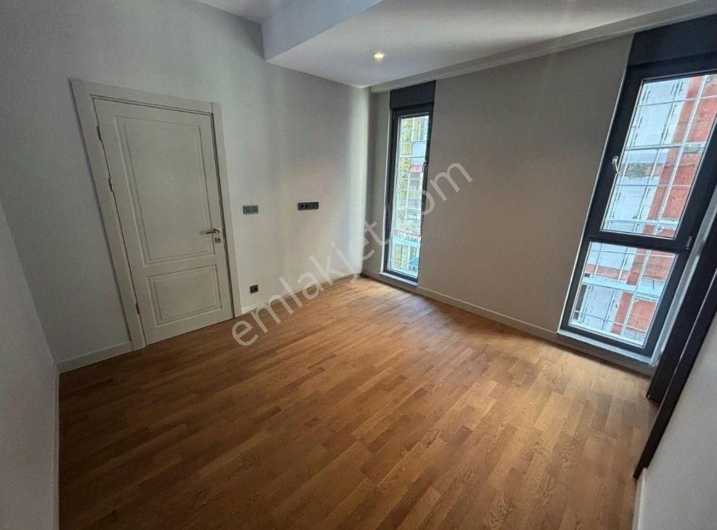 Boş.. Göztepe Cadde Yakın Ebeveyn Banyo İskanlı Aydınlık Ferah 3+1 Yeni Daire - Görsel 8