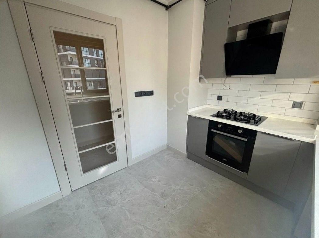 Boş.. Göztepe Cadde Yakın Ebeveyn Banyo İskanlı Aydınlık Ferah 3+1 Yeni Daire - Görsel 2