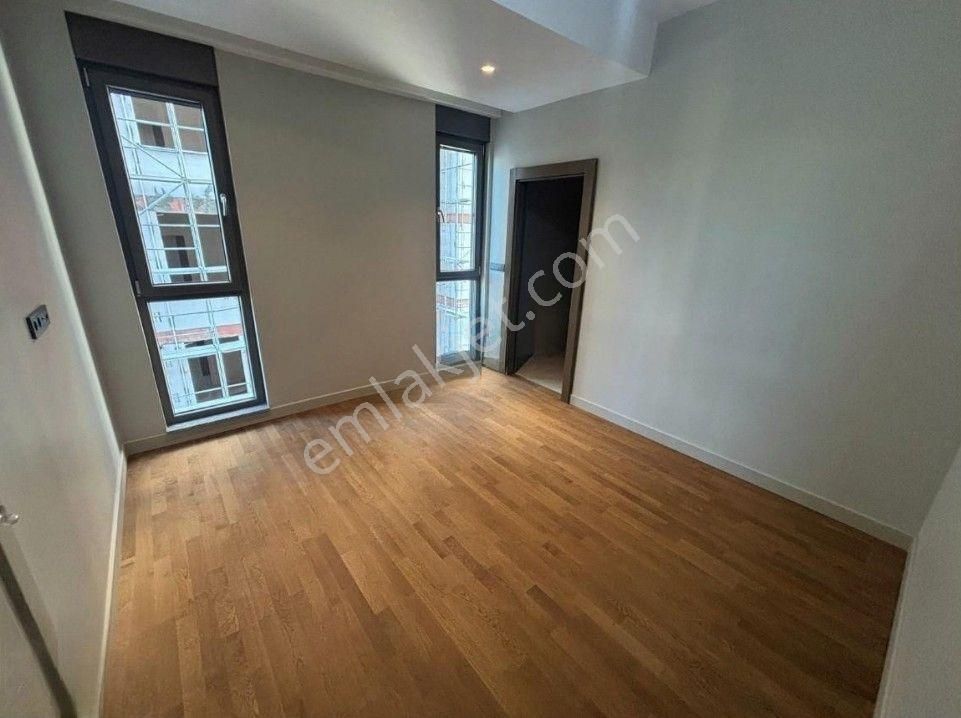 Boş.. Göztepe Cadde Yakın Ebeveyn Banyo İskanlı Aydınlık Ferah 3+1 Yeni Daire - Görsel 9