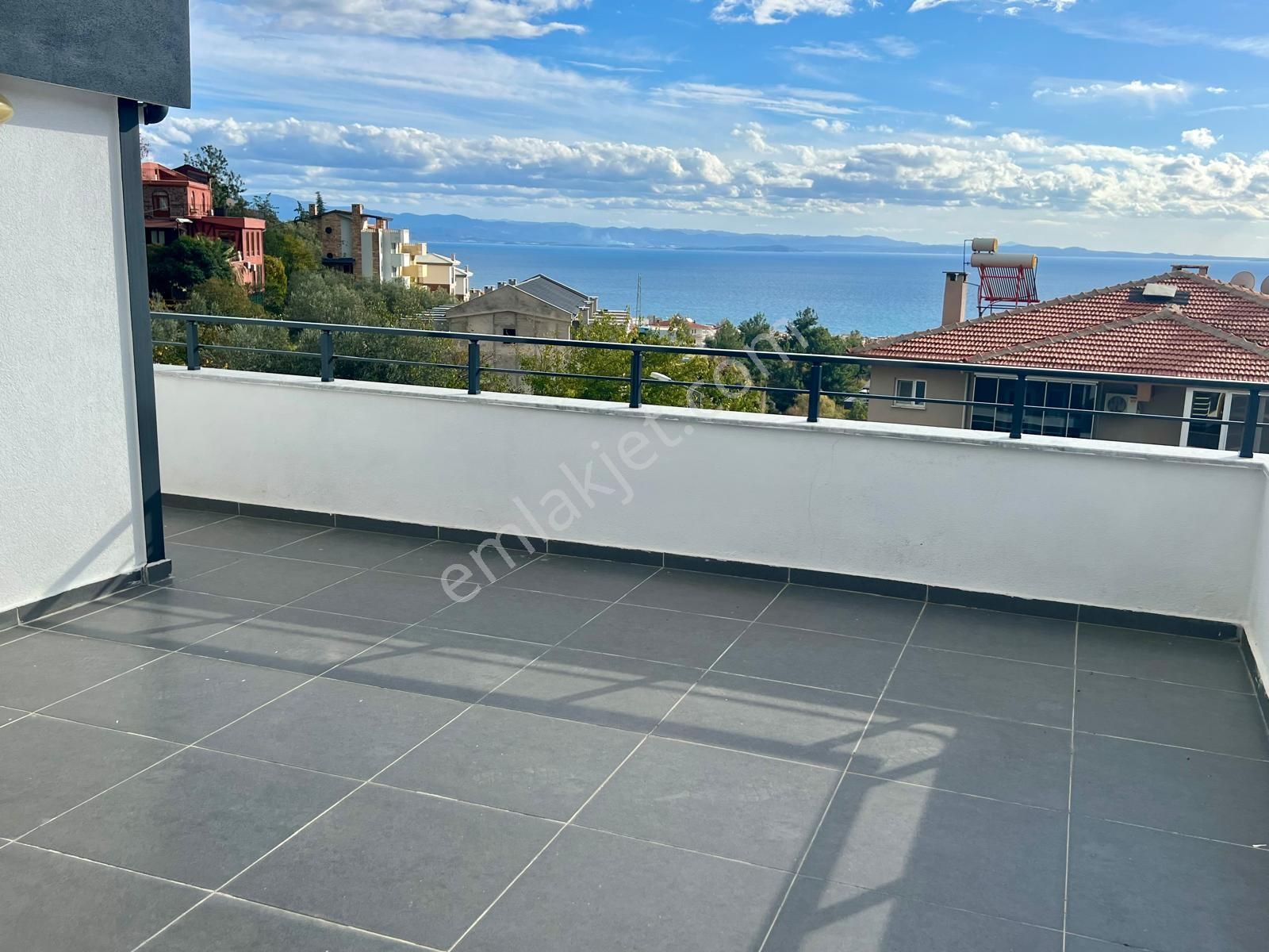 Aras Emlaktan Altınolukta Deniz Manzaralı 3+1 Dubleks Daire - Görsel 35