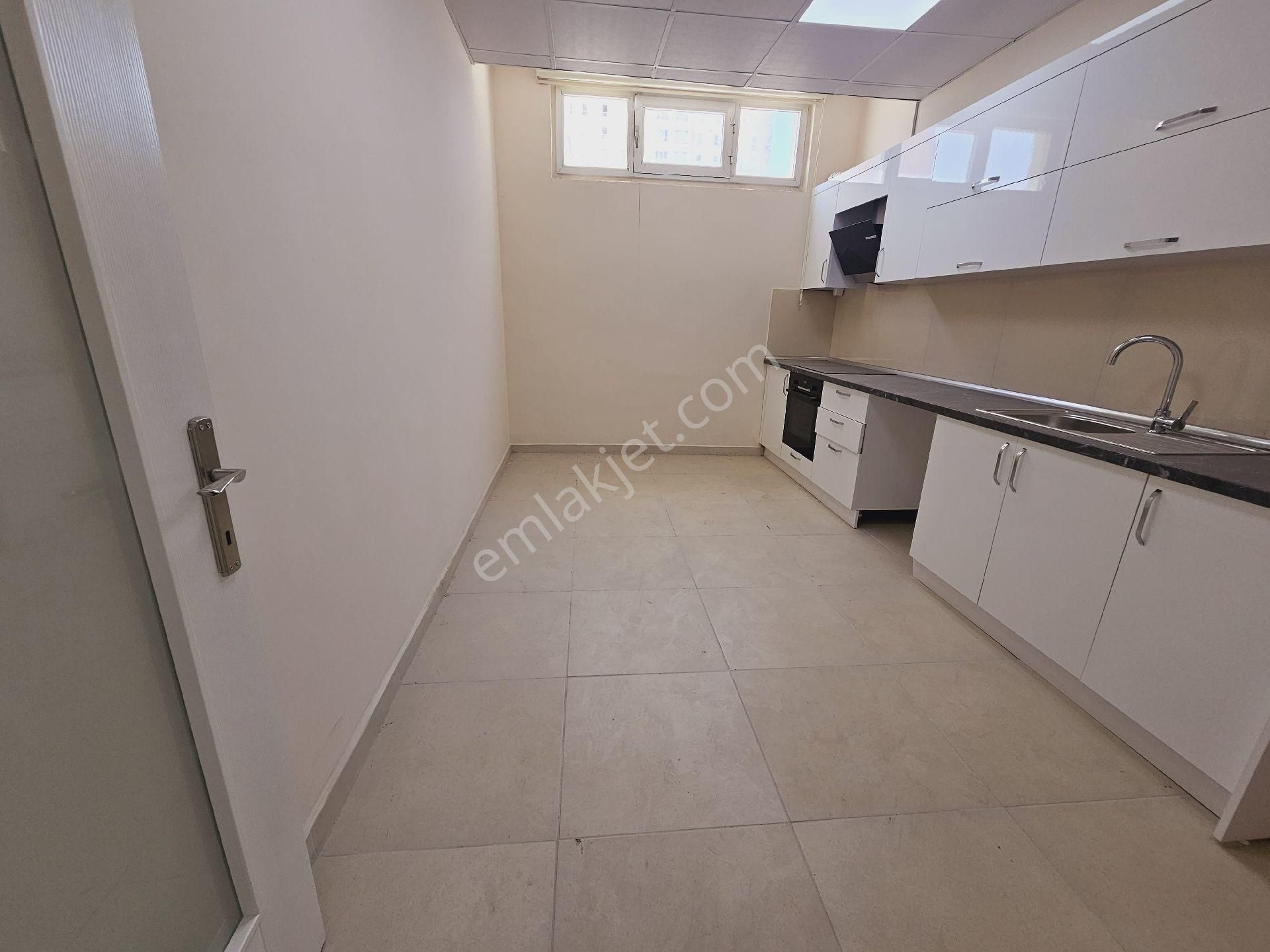 Kiralık Çok Geniş Daire - Görsel 7