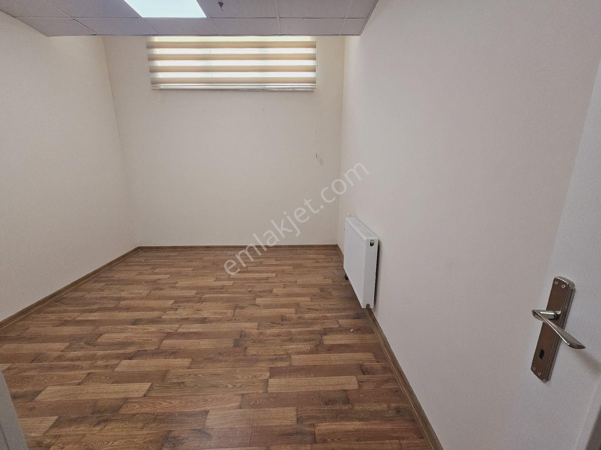 Kiralık Çok Geniş Daire - Görsel 13