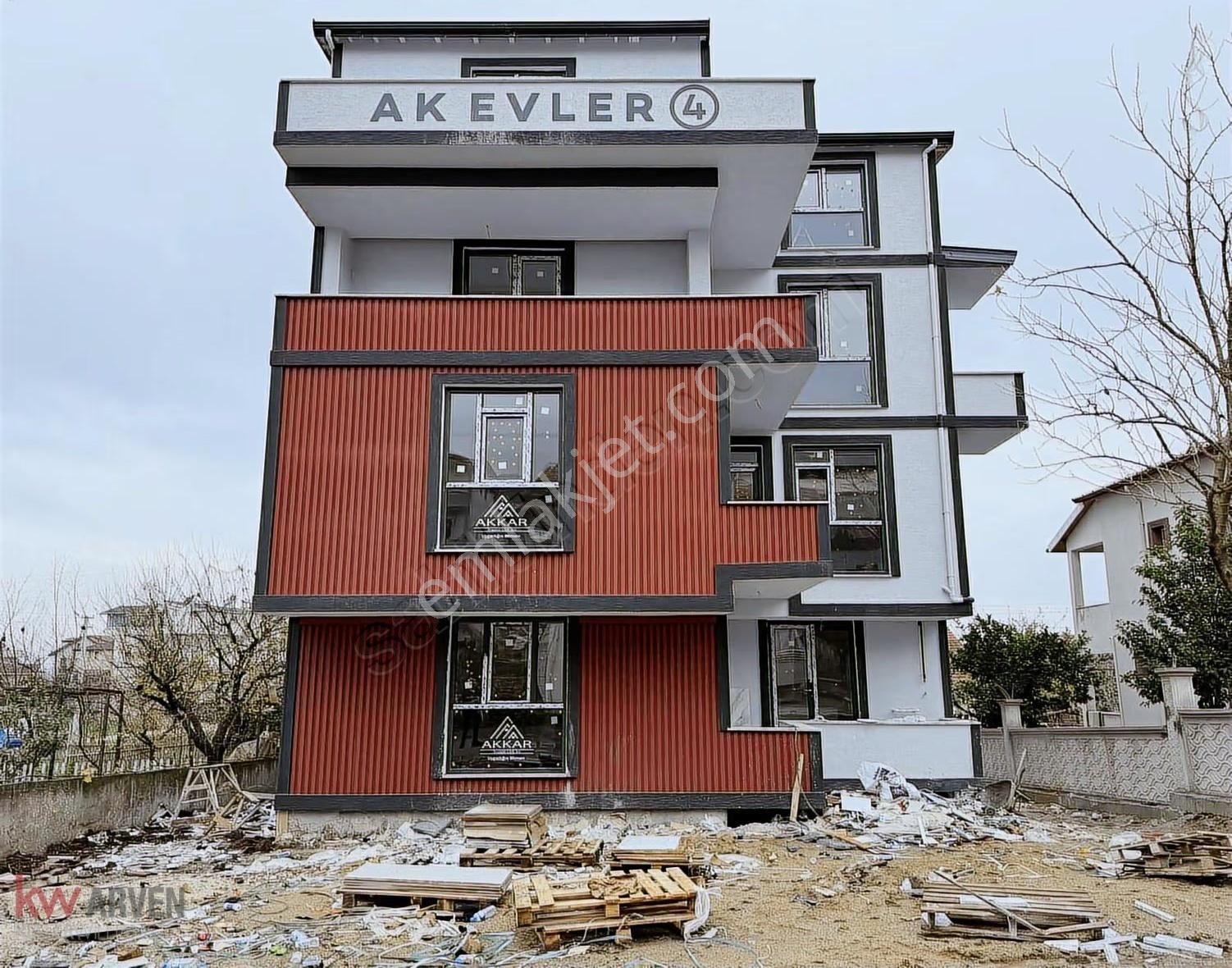 Kw Arven'den Yazlık Merkezde Eğimsiz Çatı Dubleks 2+1 Daire