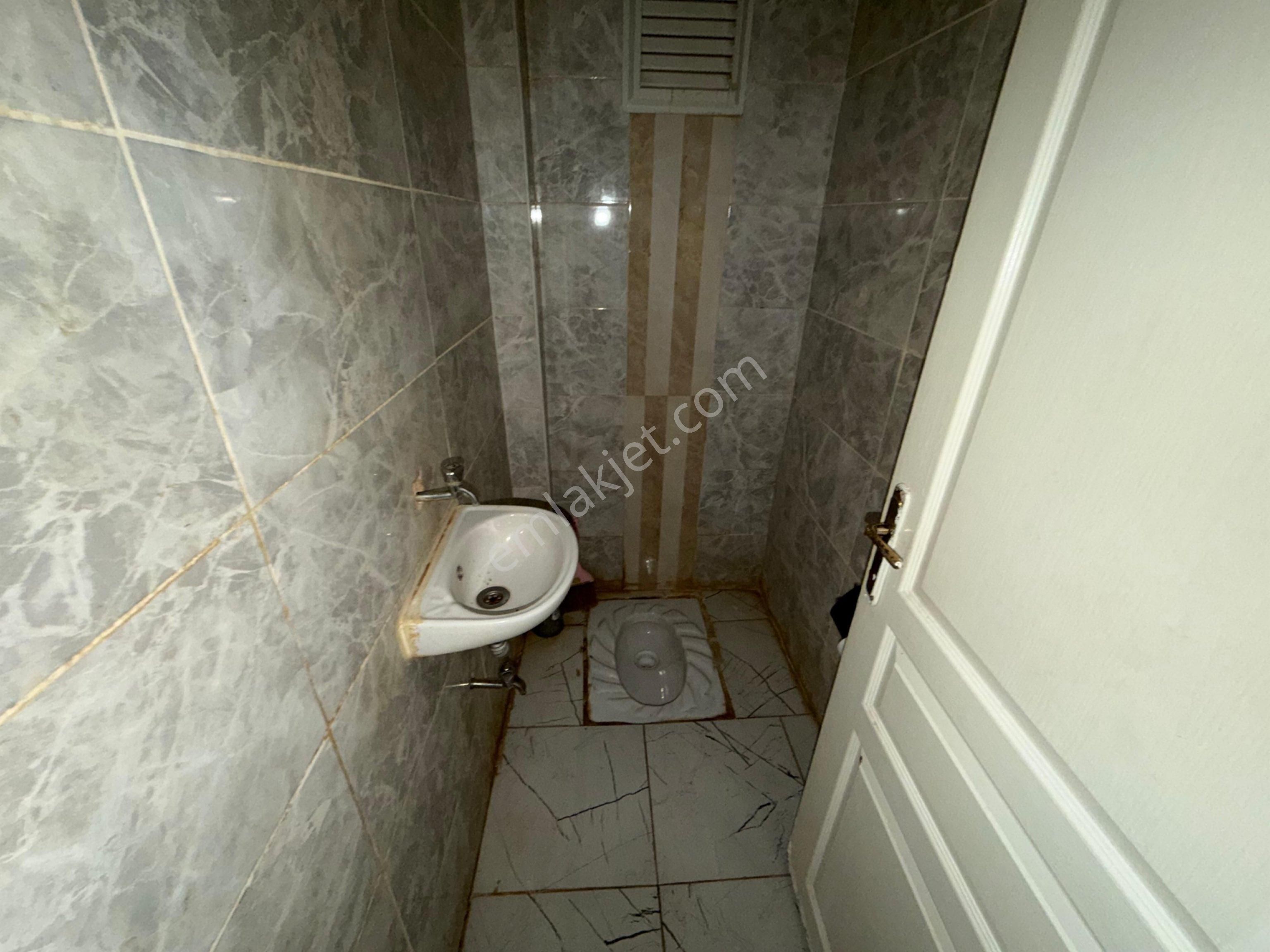 Bayram Gayrimenkulden Pınarbaşı Mah 3+1 1.ara Katta Full Yapılı Satılık Daire - Görsel 19