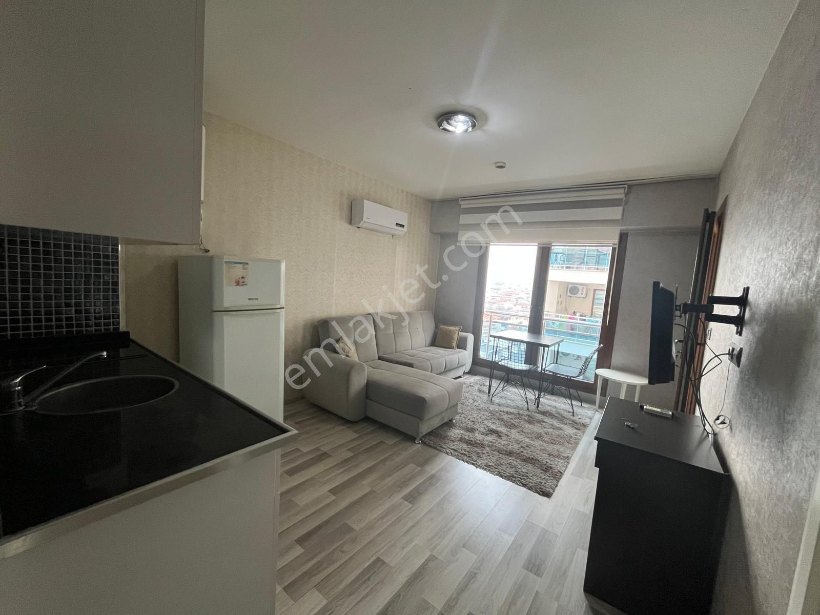 Havuzlu Sitede Lüks 1+1 Apart - Görsel 6