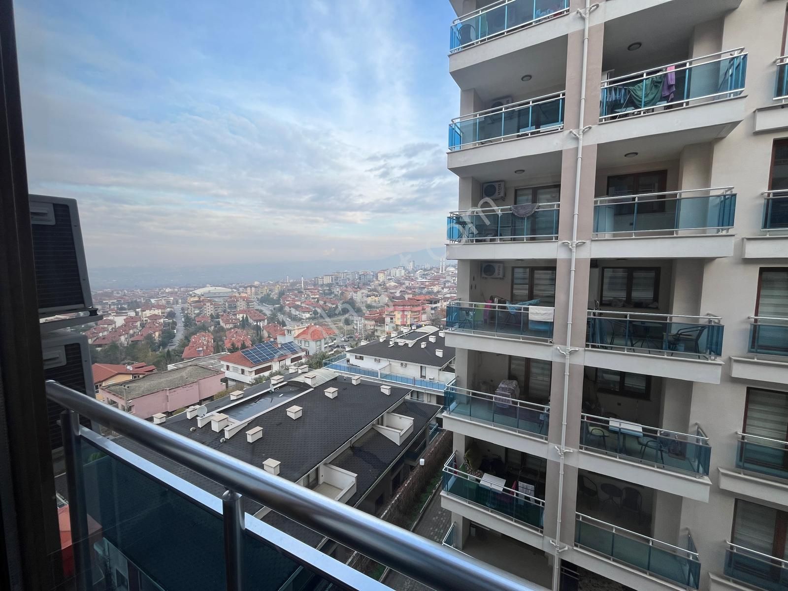 Havuzlu Sitede Lüks 1+1 Apart - Görsel 14