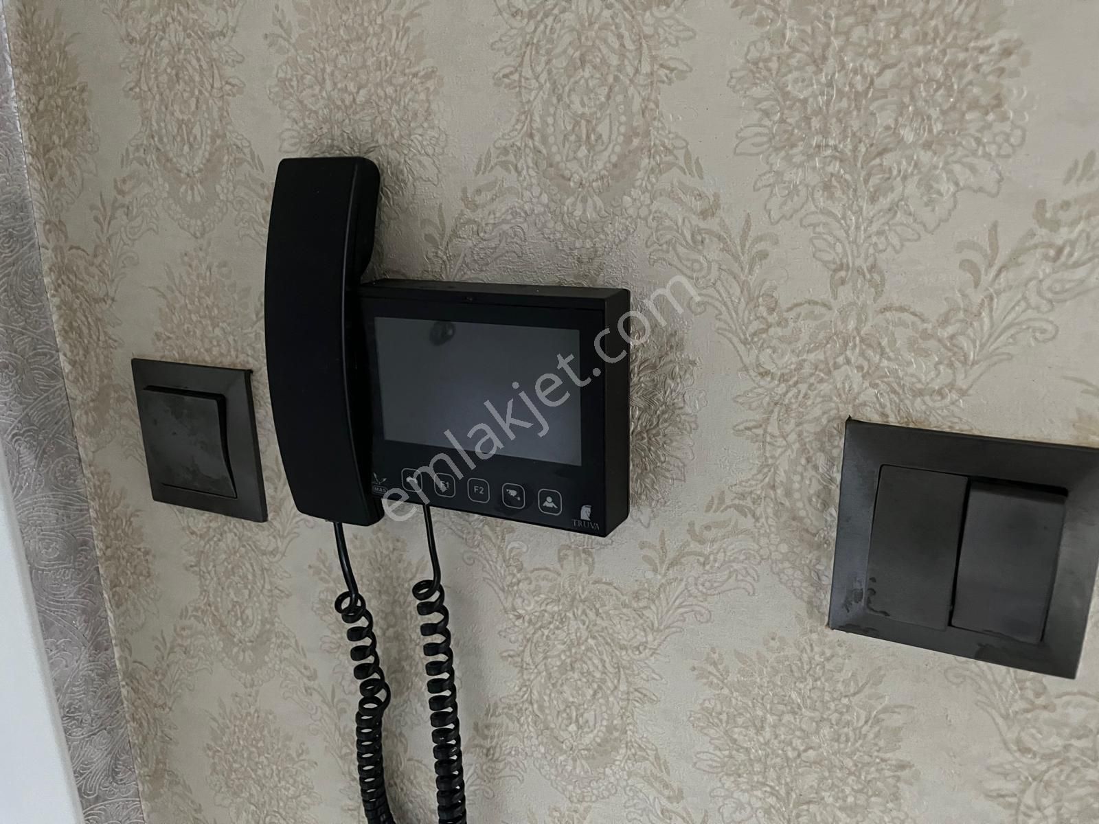 Havuzlu Sitede Lüks 1+1 Apart - Görsel 9