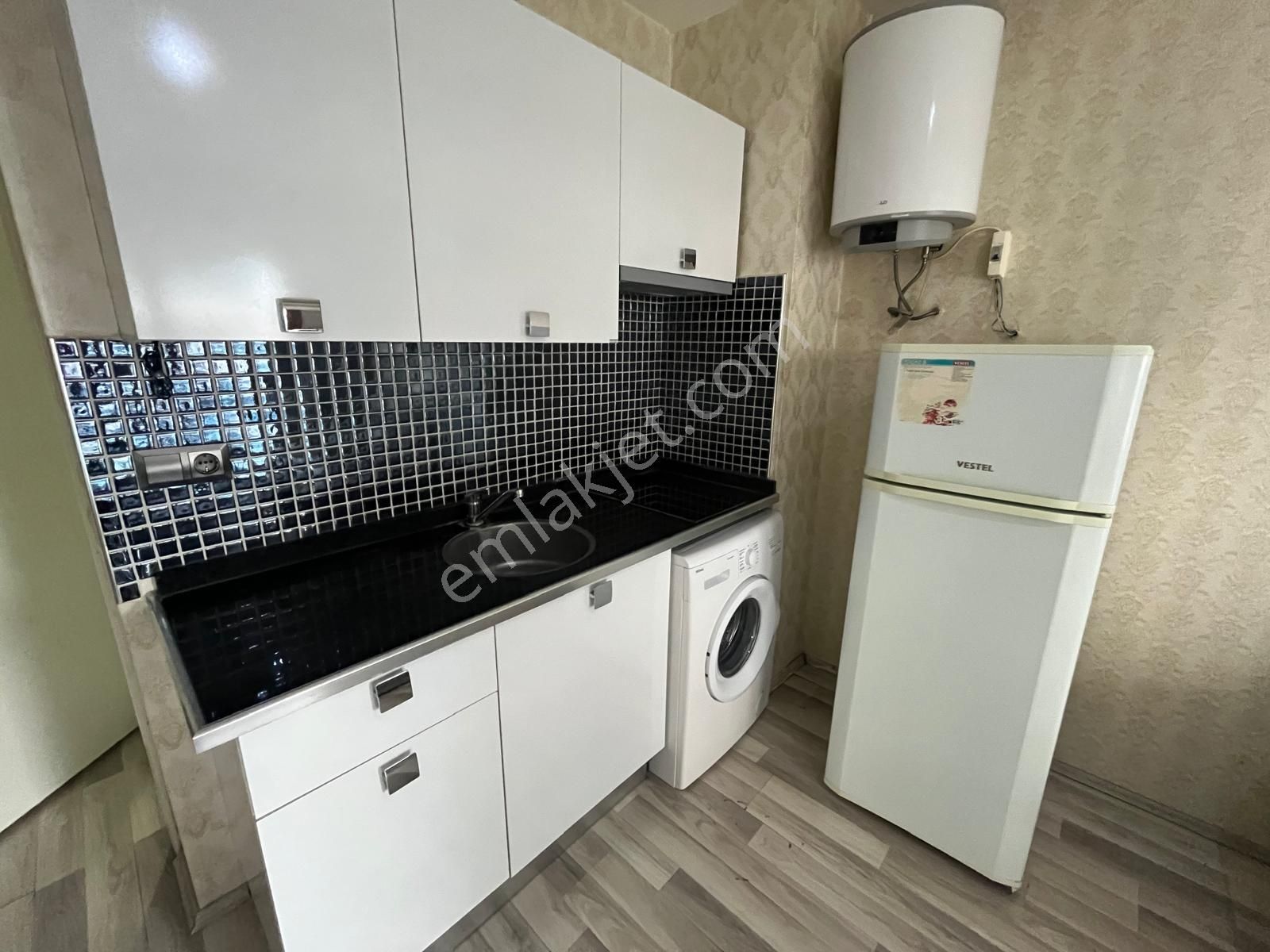 Havuzlu Sitede Lüks 1+1 Apart - Görsel 4