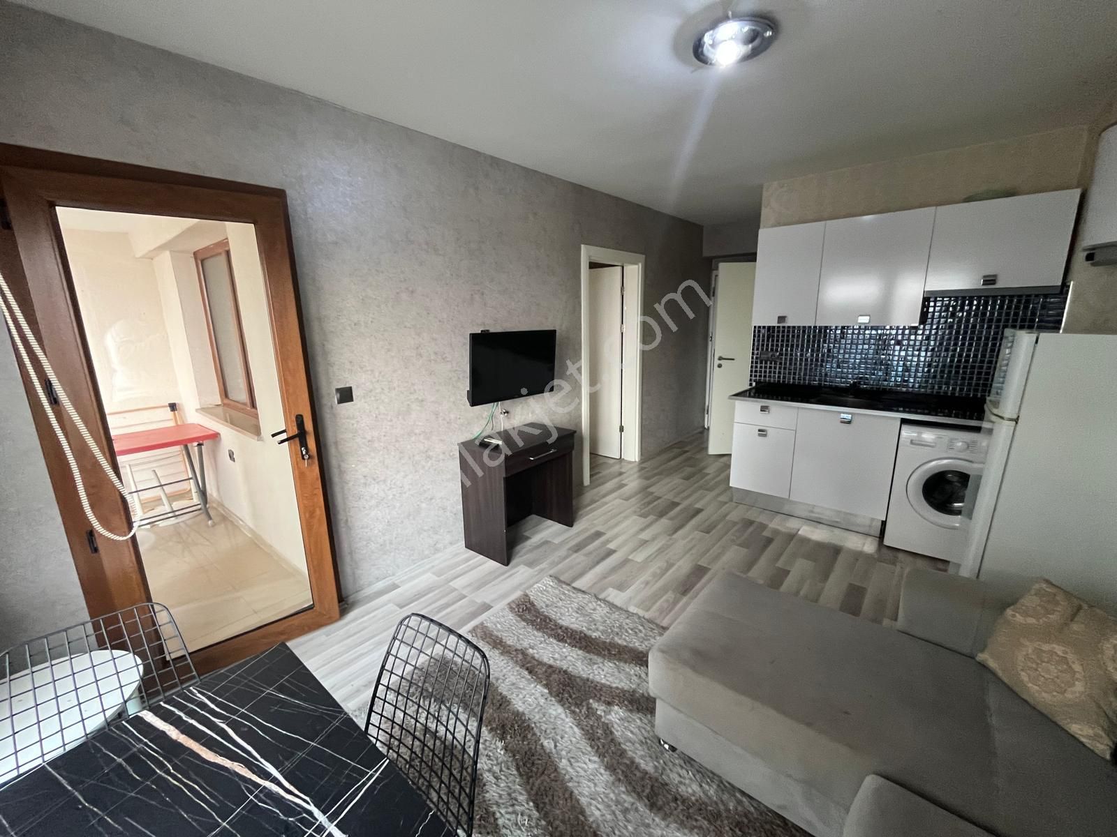 Havuzlu Sitede Lüks 1+1 Apart - Görsel 3