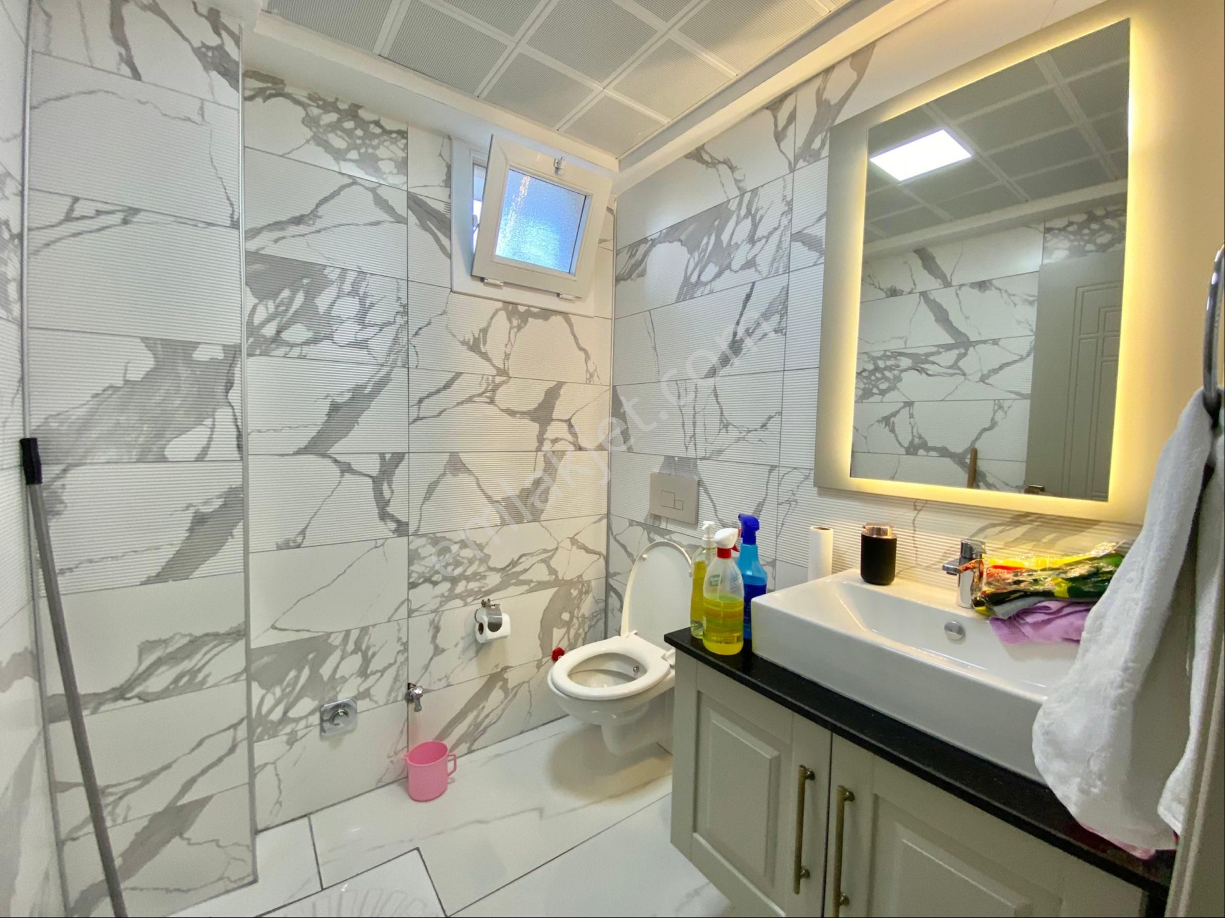 Azor Sarmaşık Villalarında Ultra Lüks Ekstra Yapılı 5+1 Dubleks! - Görsel 25