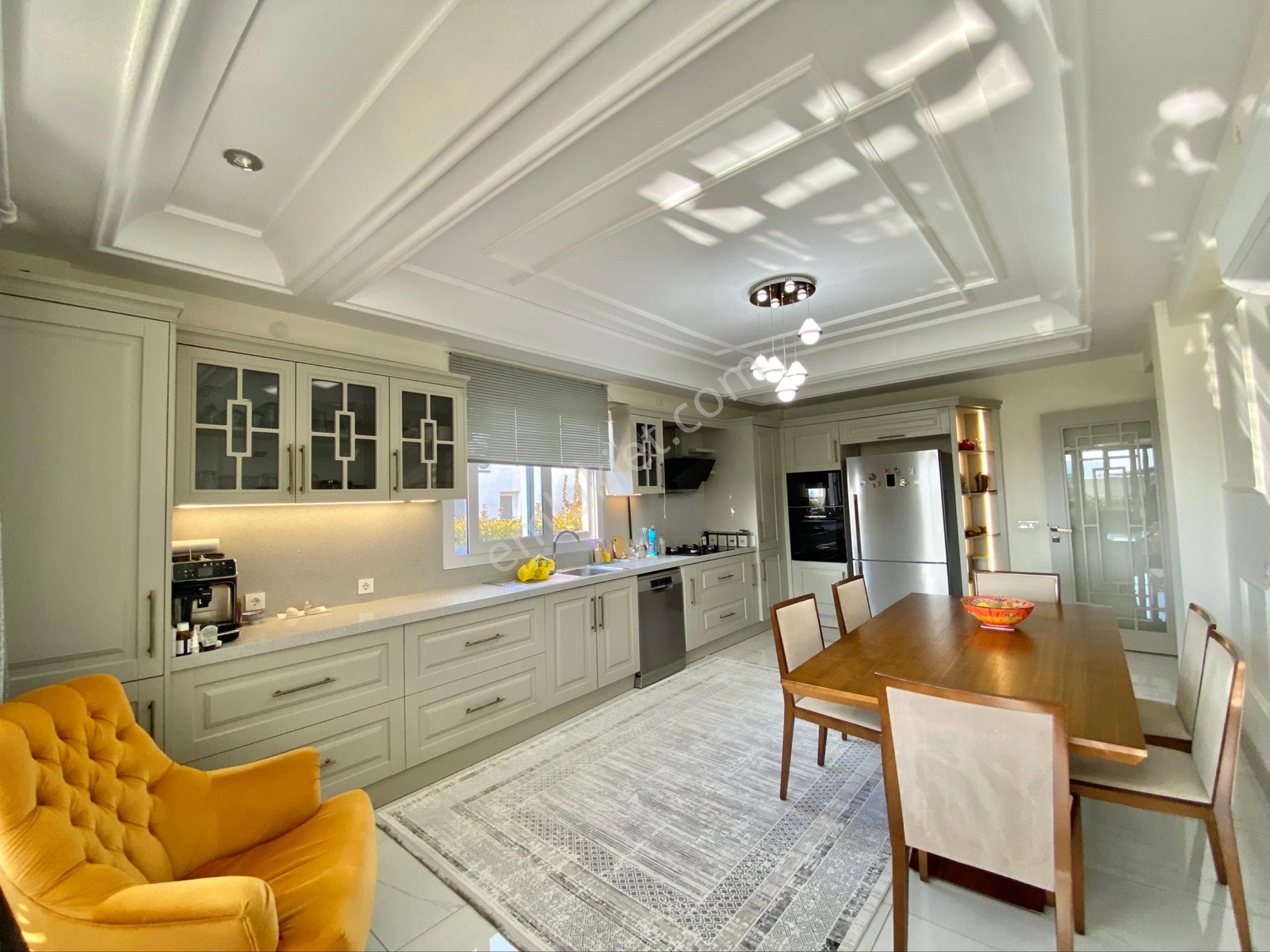 Azor Sarmaşık Villalarında Ultra Lüks Ekstra Yapılı 5+1 Dubleks! - Görsel 34