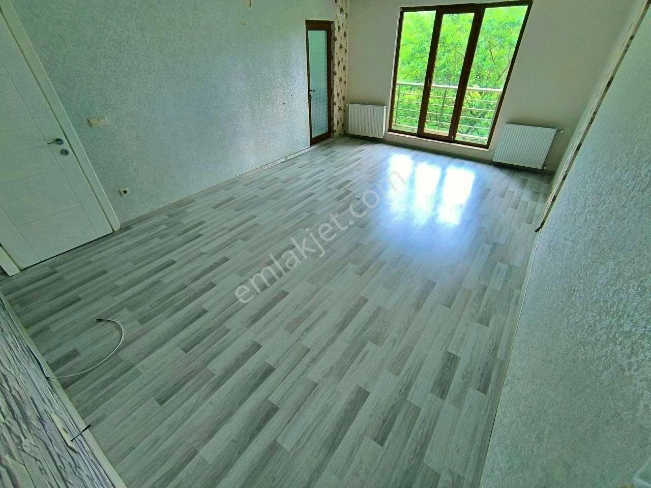 Uytundan İkizçayda Cam Balkonlu Çay Manzaralı Satılık 3+1 Daire - Görsel 33