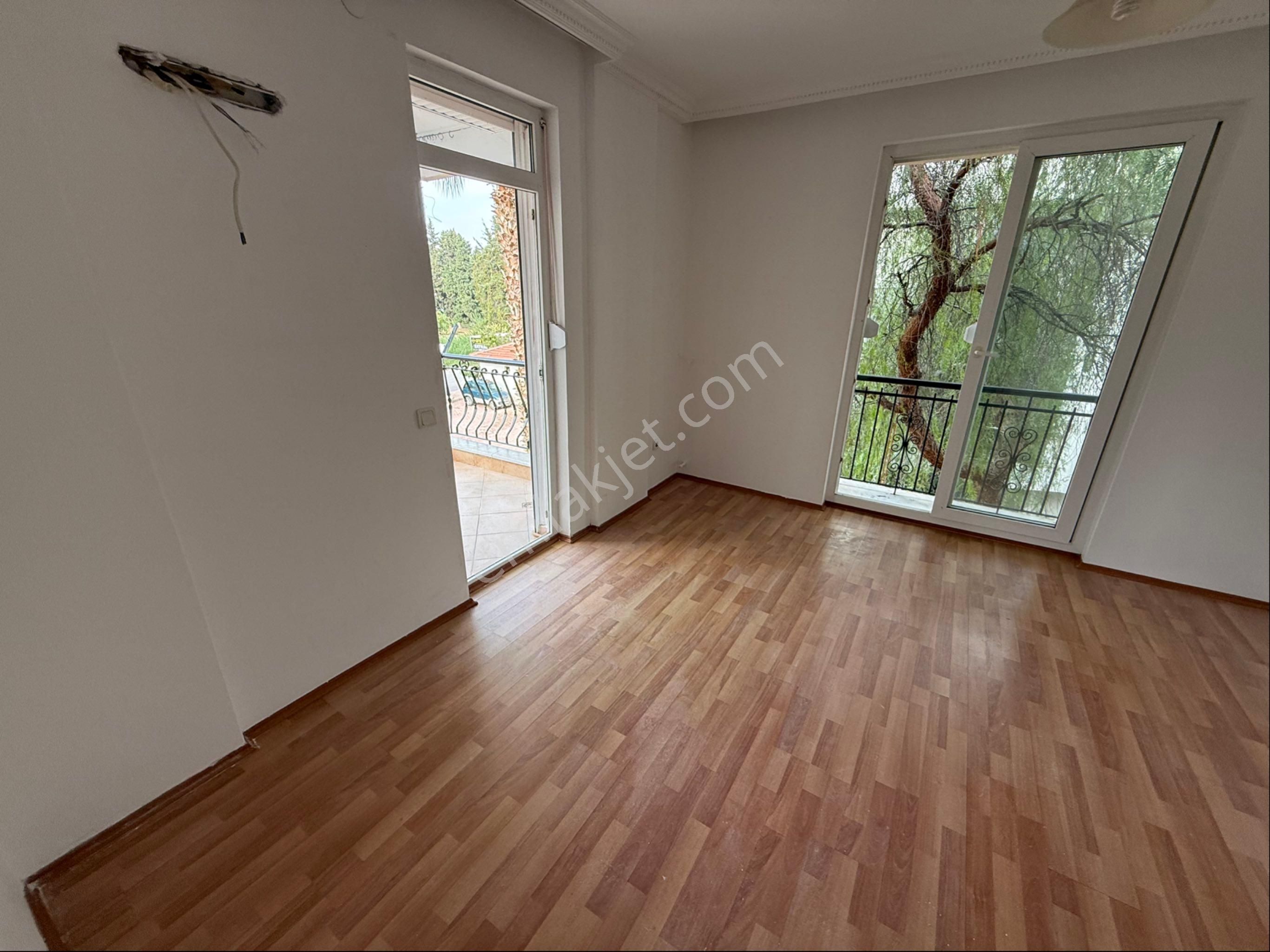 Kuşkavağı Mahallesi Kiralık 4+1 Dubleks Ofis İçin De Uygun - Görsel 14