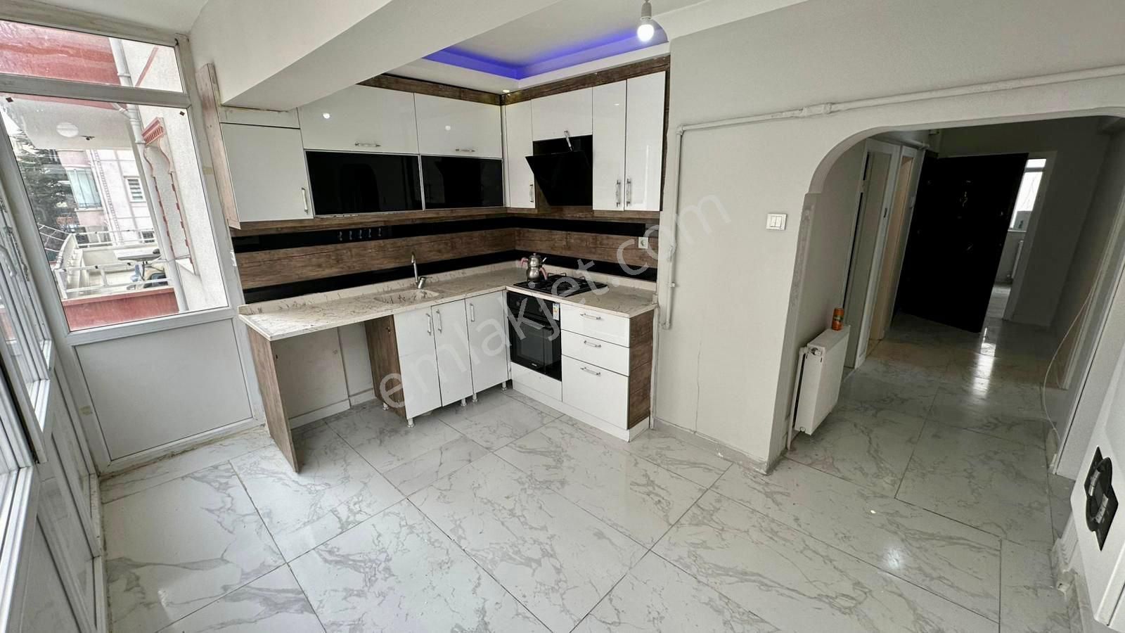 Ankara Sincan Pınarbaşı Mh'de 3+1 Ara Katta Yapılı Fırsat Daire