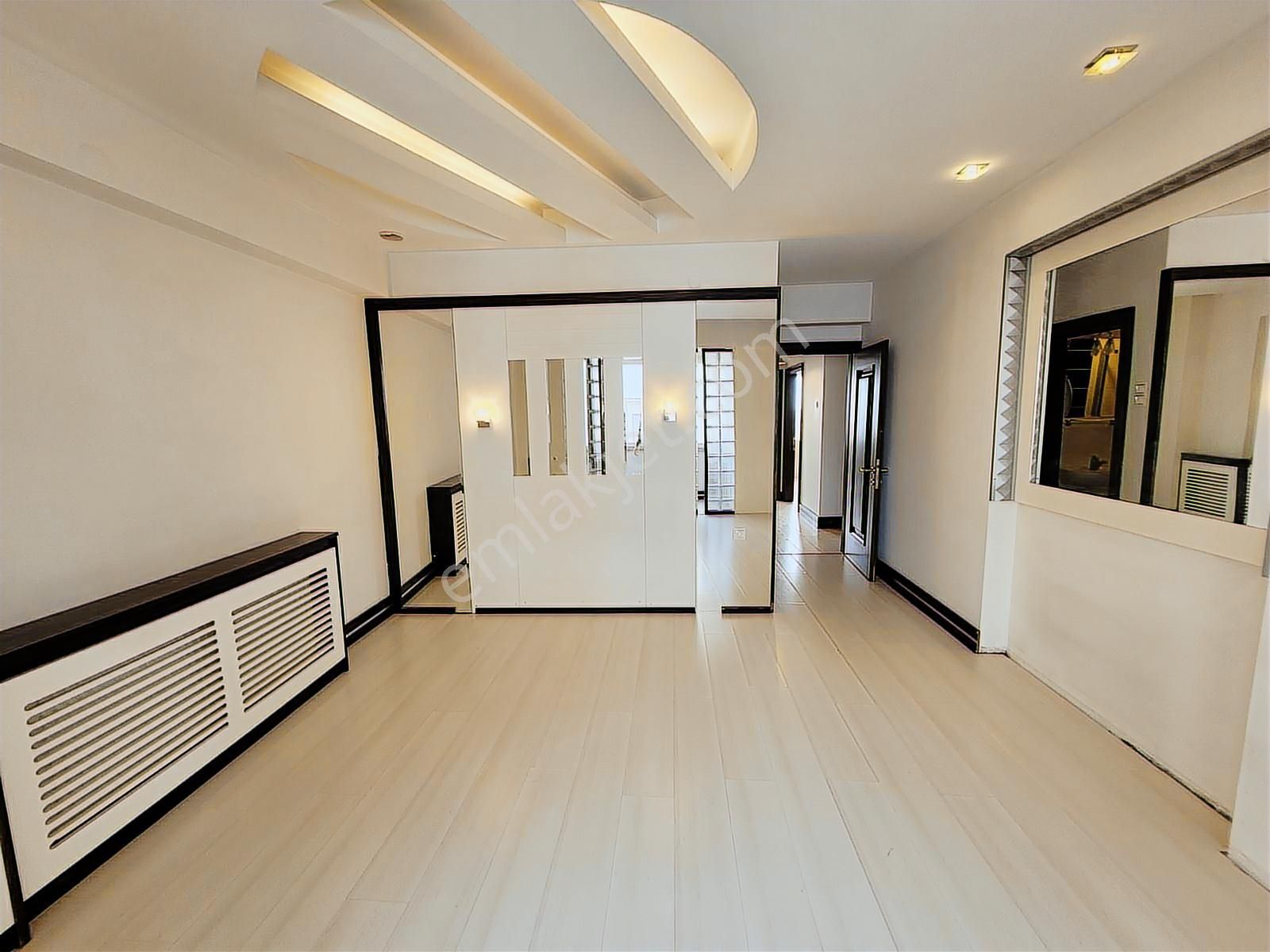 Samsun Deniz Manzaralı Ultralüks Satılık 4+1 Daire - Görsel 35