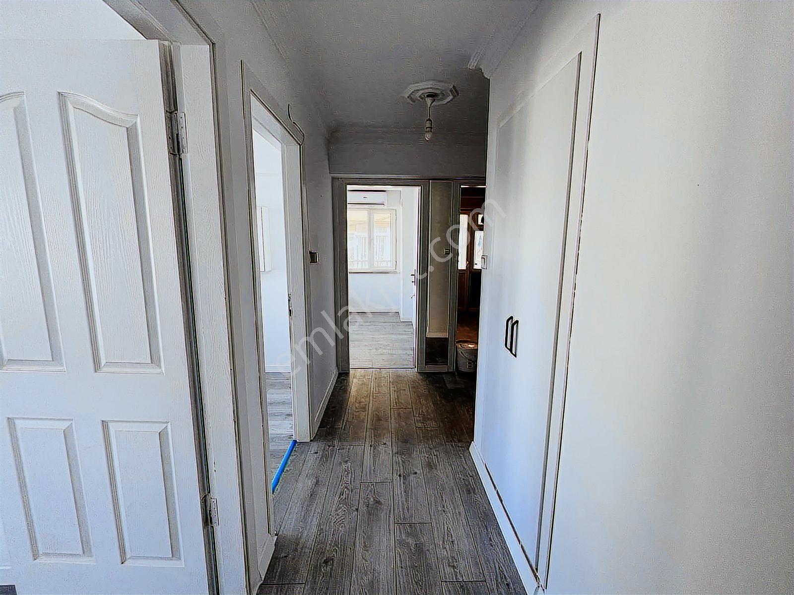 Tuğradan Cezzar Civarı İçi Sıfırlanmış 2+1 Kiralık Daire - Görsel 23