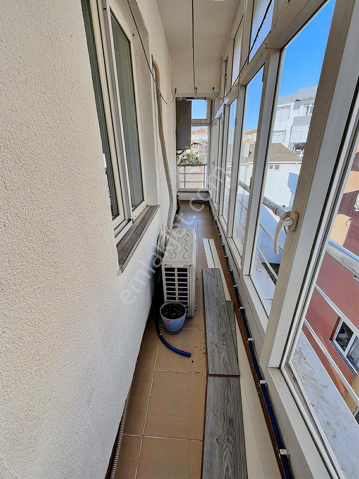 Tuğradan Cezzar Civarı İçi Sıfırlanmış 2+1 Kiralık Daire - Görsel 7