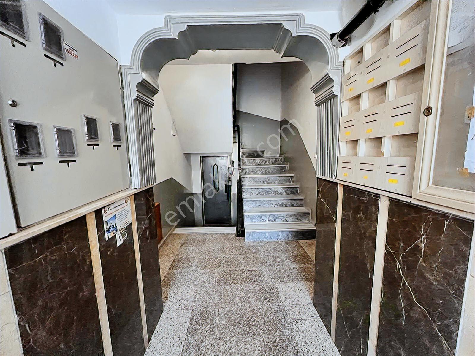 Tuğradan Cezzar Civarı İçi Sıfırlanmış 2+1 Kiralık Daire - Görsel 27
