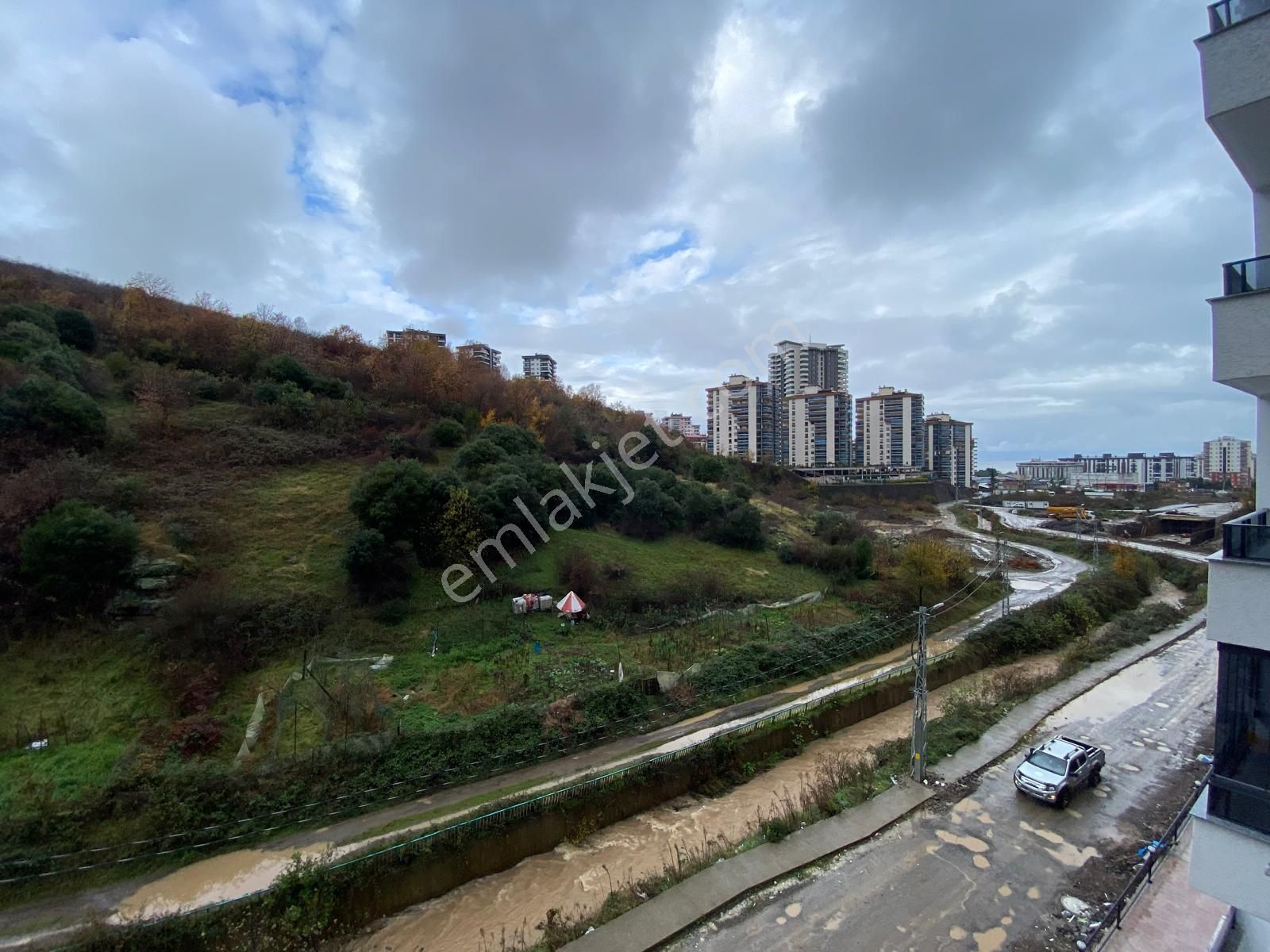 Trabzon Kaşüstü'nde Satılık 4+1 Sıfır Daire - Görsel 23