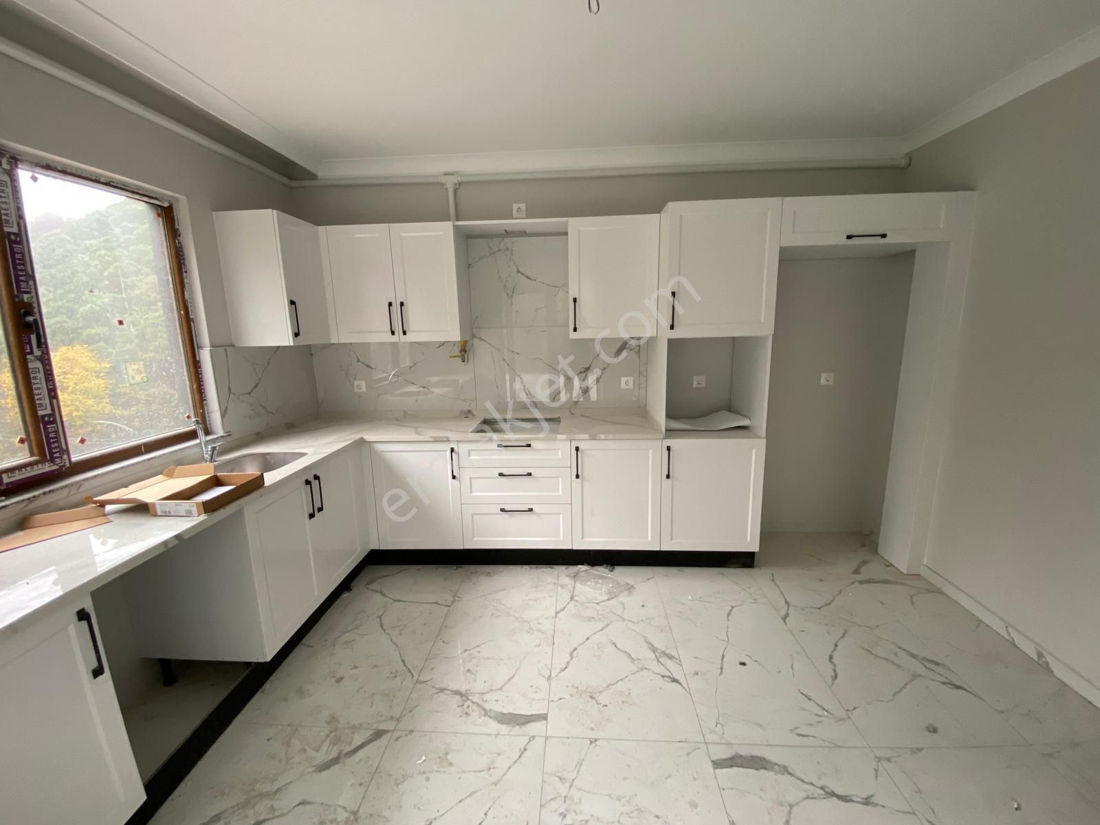 Trabzon Kaşüstü'nde Satılık 4+1 Sıfır Daire - Görsel 5