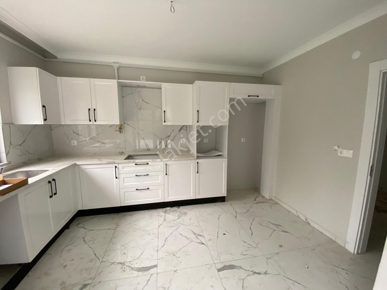 Trabzon Kaşüstü'nde Satılık 4+1 Sıfır Daire - Görsel 6