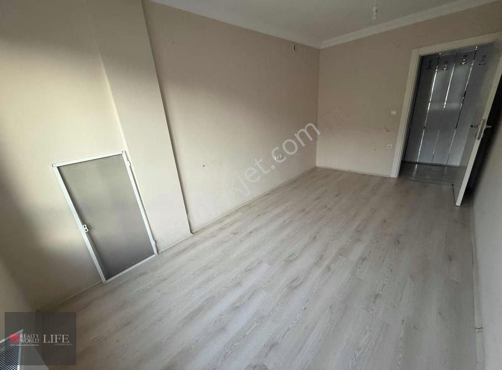 Rw Lıfe // Gültepe Mah. 110 M2 Ara Kat 2+1 Kiralık Daire - Görsel 22