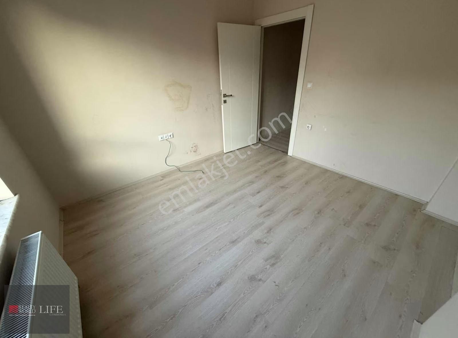 Rw Lıfe // Gültepe Mah. 110 M2 Ara Kat 2+1 Kiralık Daire - Görsel 26