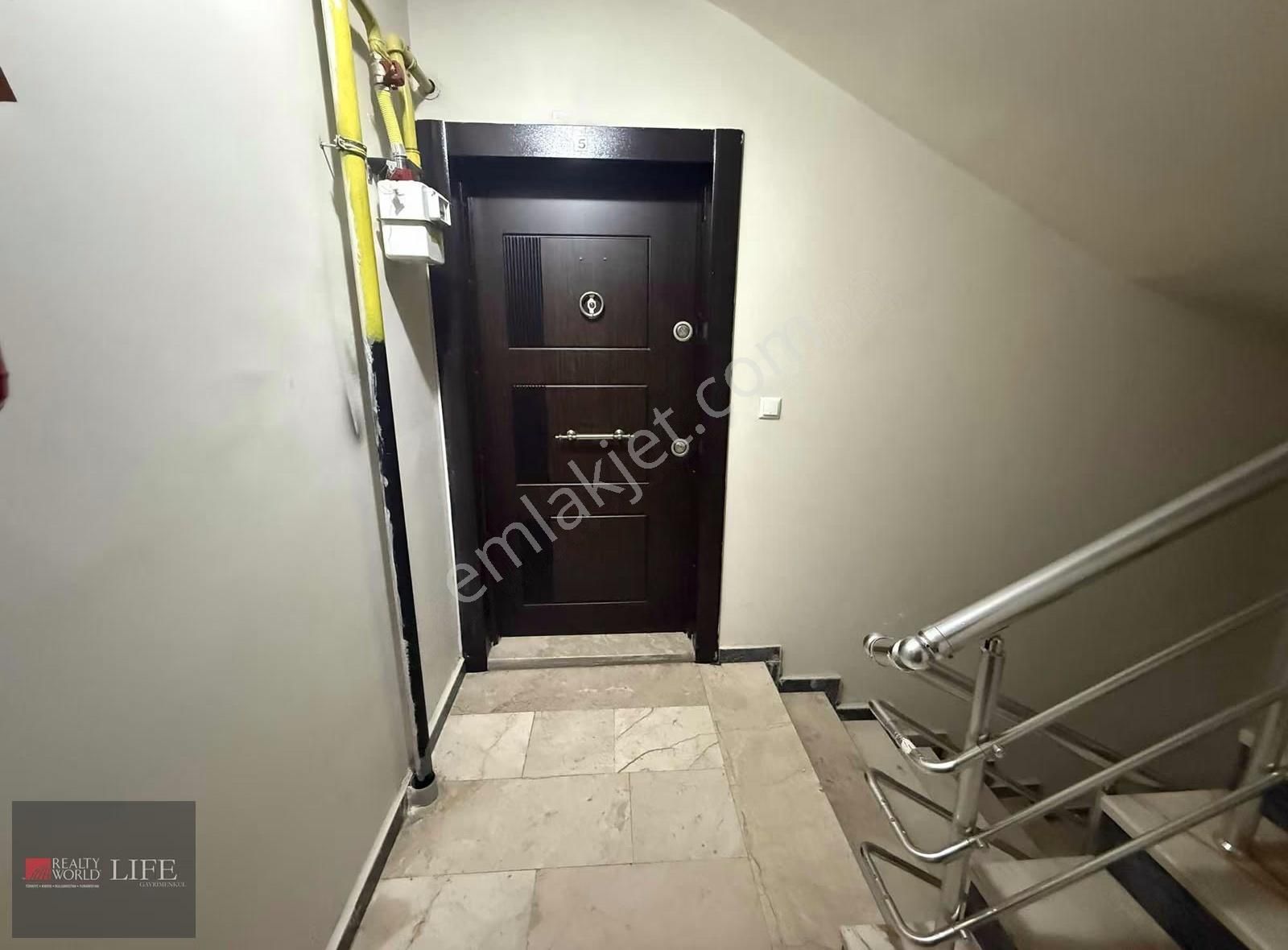 Rw Lıfe // Gültepe Mah. 110 M2 Ara Kat 2+1 Kiralık Daire - Görsel 18