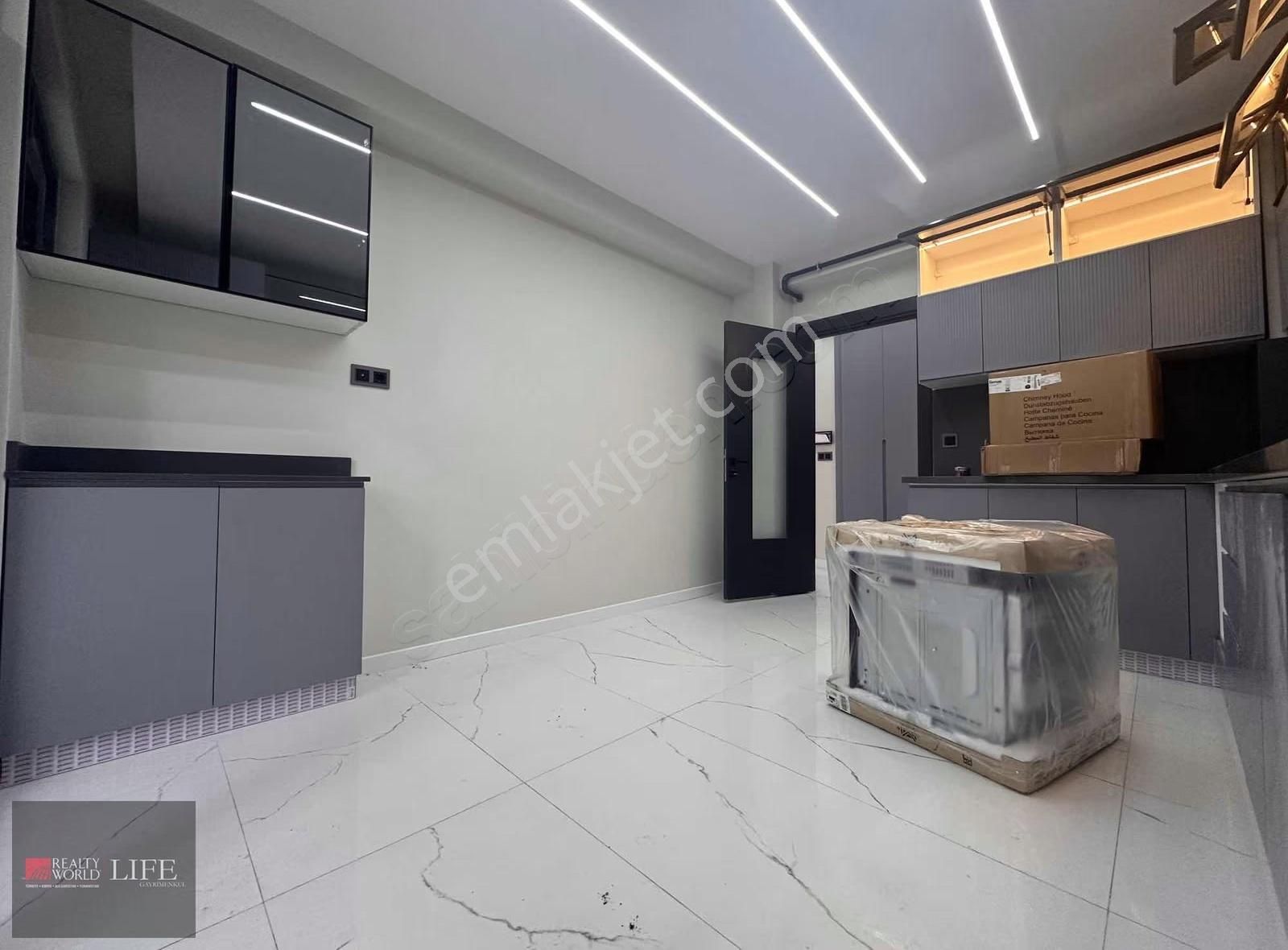 Rw Lıfe // Şirintepe Mah Bursa Cad Yakını Özel Garajlı Lüks 3+1 - Görsel 6