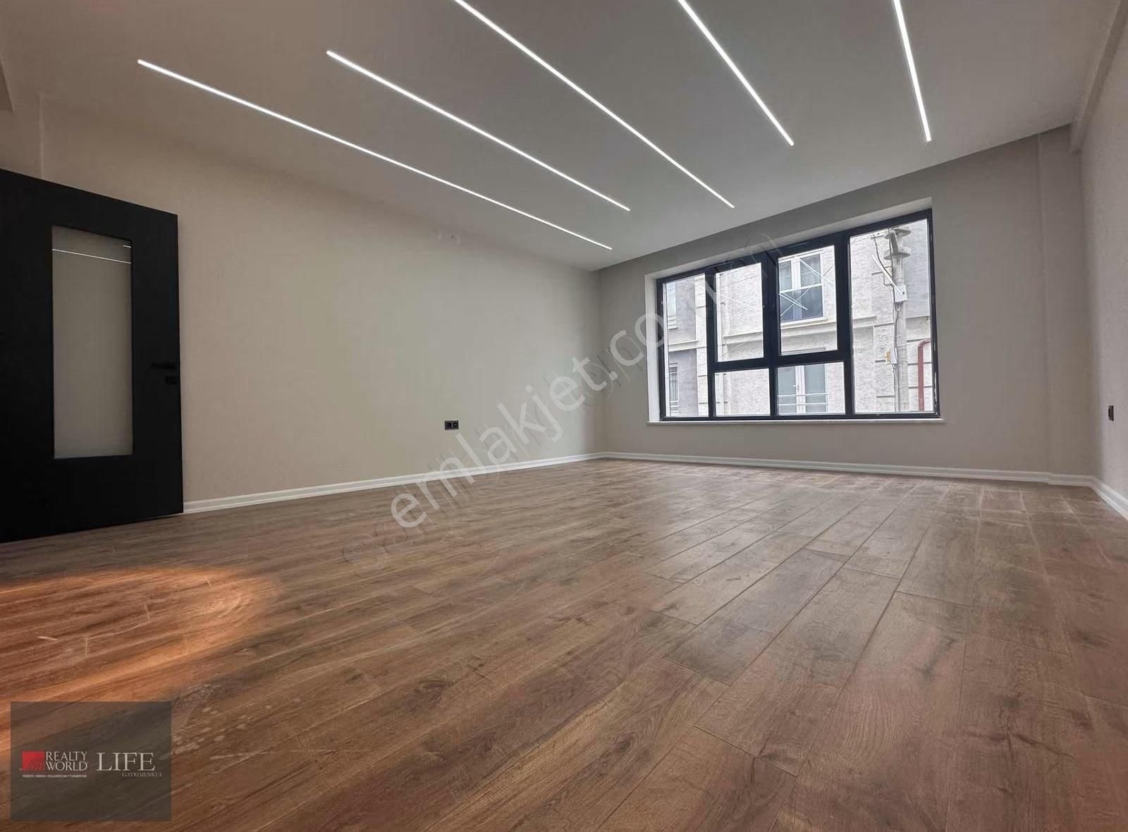 Rw Lıfe // Şirintepe Mah Bursa Cad Yakını Özel Garajlı Lüks 3+1 - Görsel 13