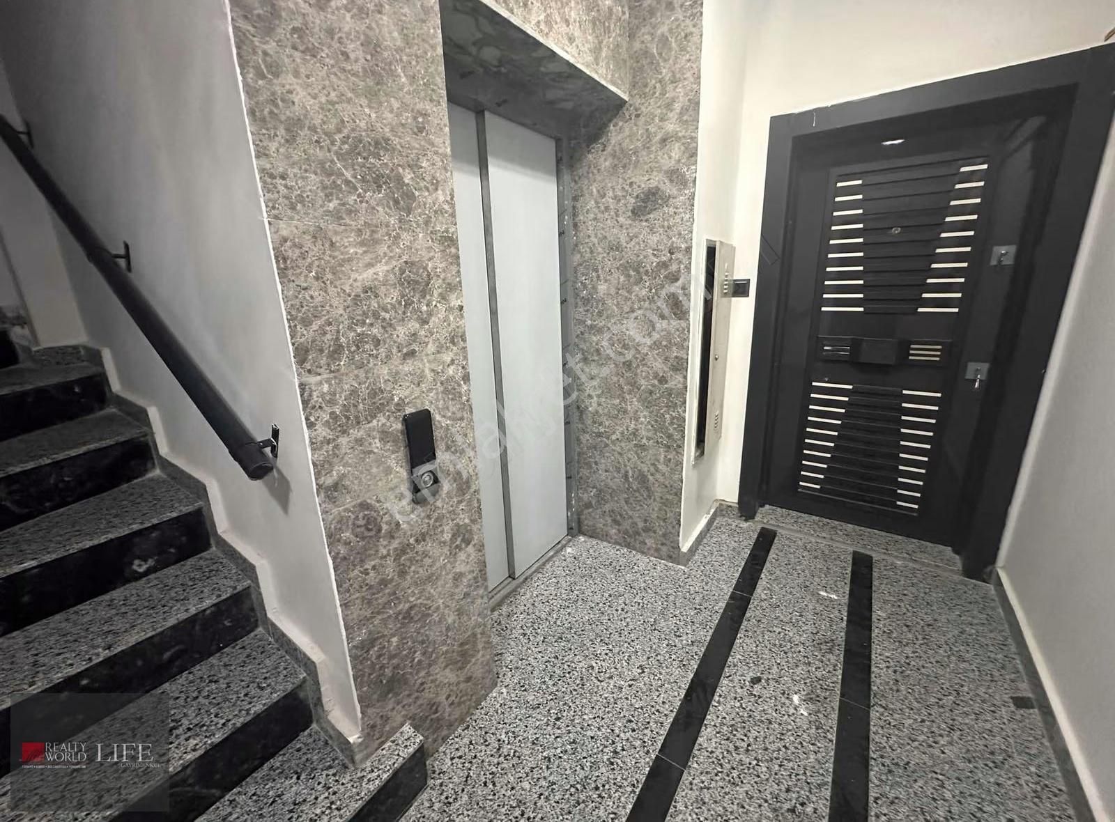 Rw Lıfe // Şirintepe Mah Bursa Cad Yakını Özel Garajlı Lüks 3+1 - Görsel 26