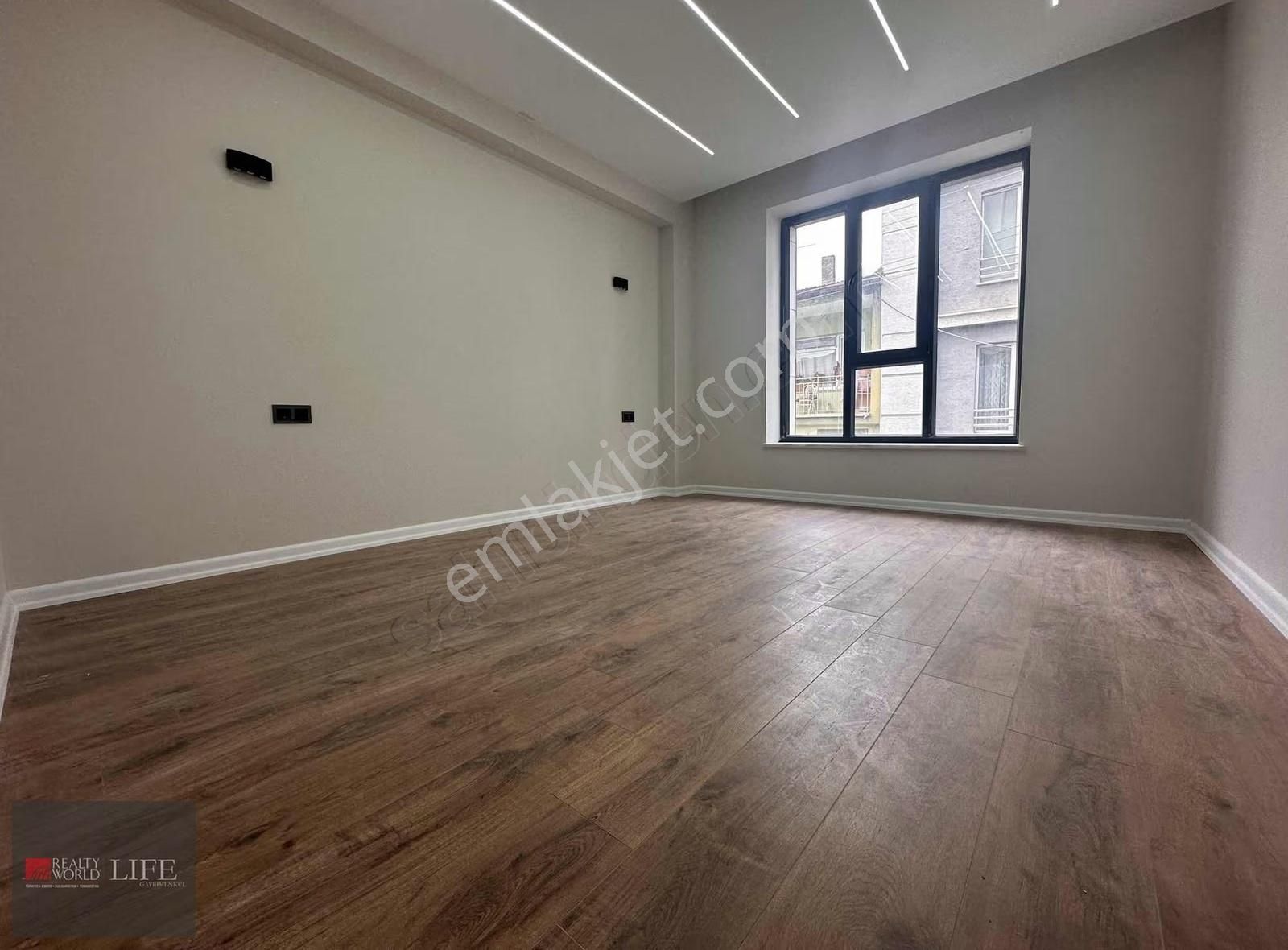 Rw Lıfe // Şirintepe Mah Bursa Cad Yakını Özel Garajlı Lüks 3+1 - Görsel 7