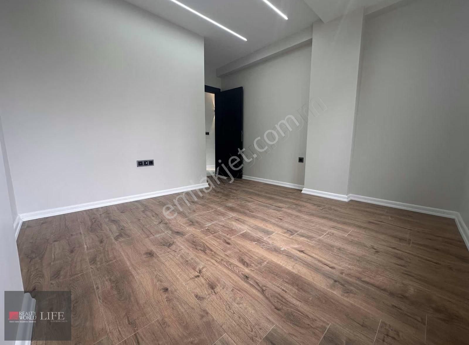 Rw Lıfe // Şirintepe Mah Bursa Cad Yakını Özel Garajlı Lüks 3+1 - Görsel 28