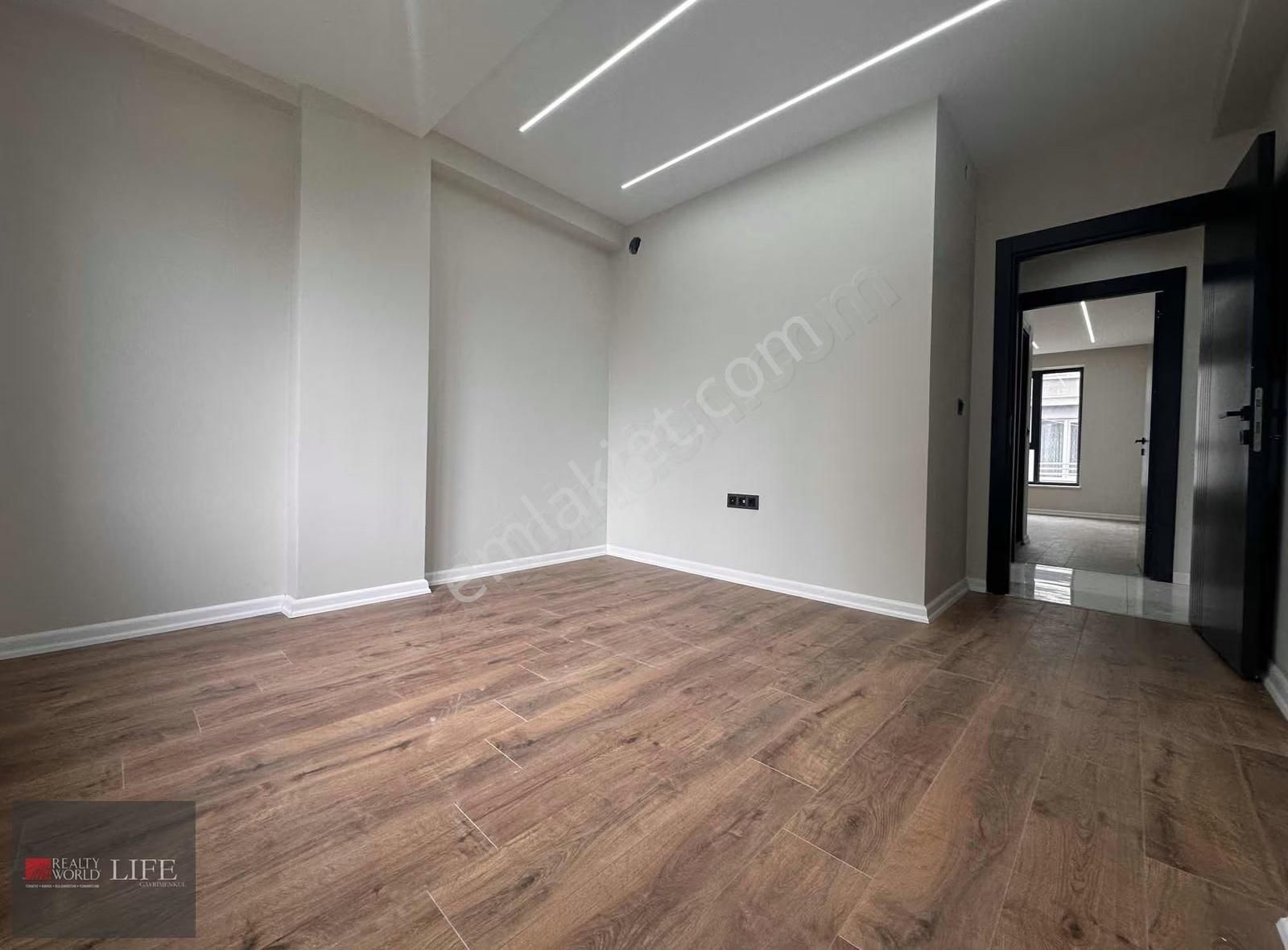 Rw Lıfe // Şirintepe Mah Bursa Cad Yakını Özel Garajlı Lüks 3+1 - Görsel 15