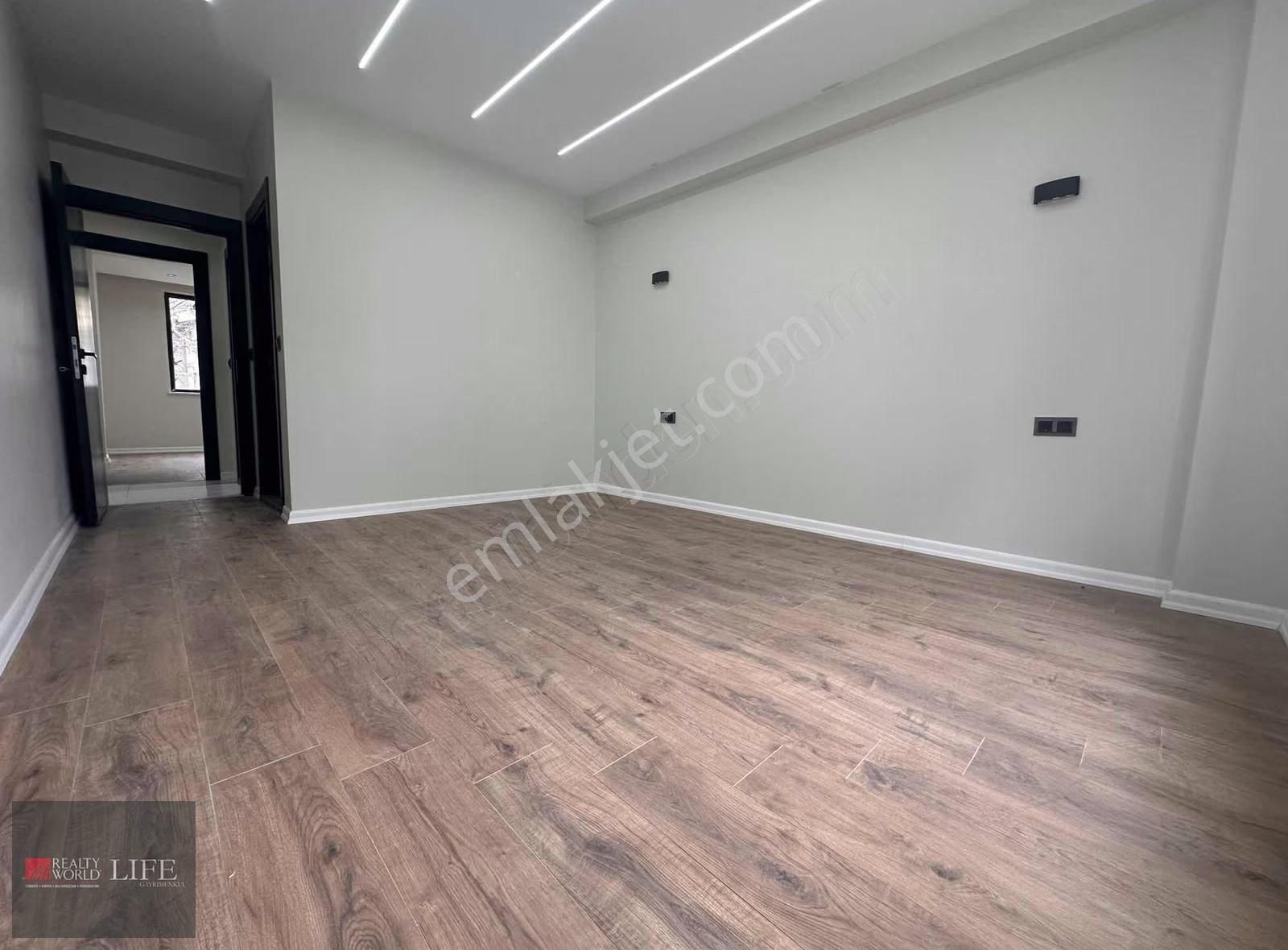 Rw Lıfe // Şirintepe Mah Bursa Cad Yakını Özel Garajlı Lüks 3+1 - Görsel 9