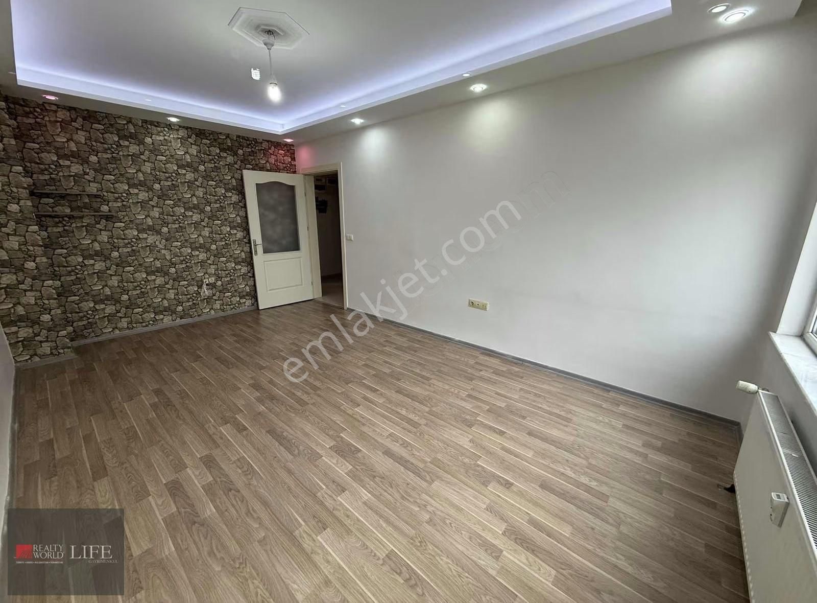 Rw Lıfe // Erenköy Mh. 100 M2 2+1 Arakat Kiralık Daire - Görsel 3