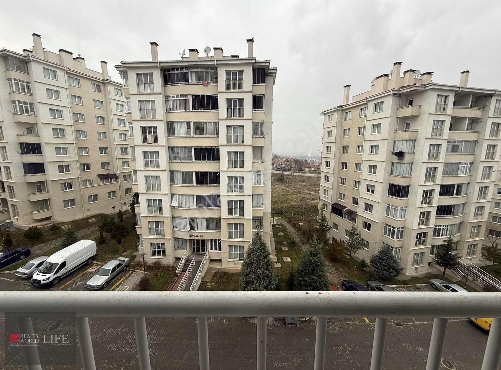 Rw Lıfe // Erenköy Mh. 100 M2 2+1 Arakat Kiralık Daire - Görsel 2