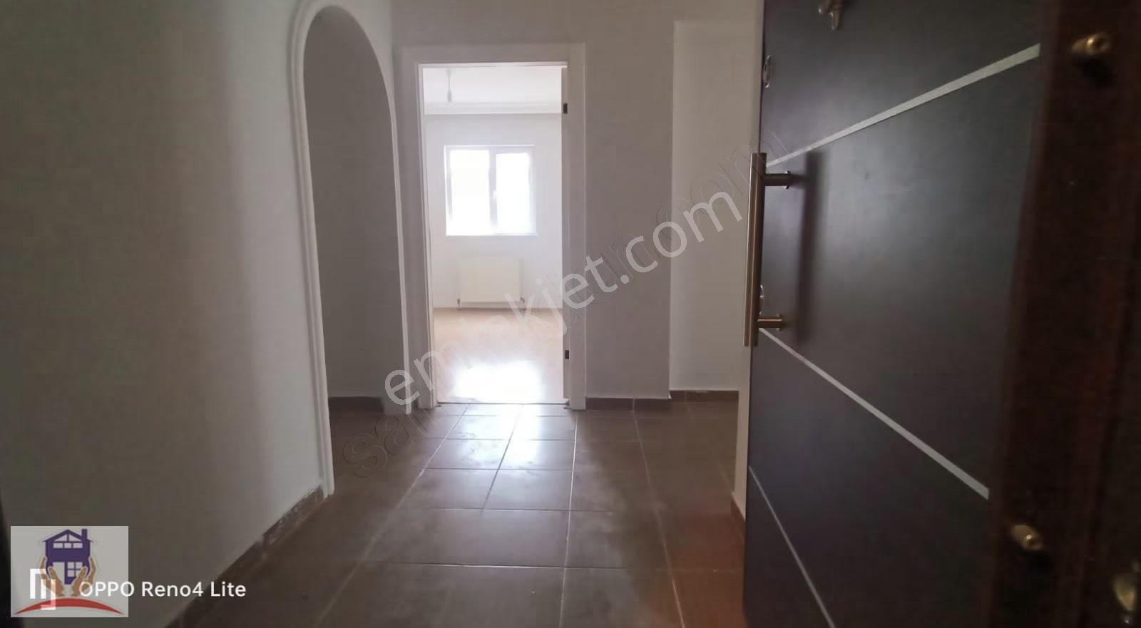 Pursaklar'da Ara Kat Merkezi Konum Kiralık 3+1 Daire - Görsel 34