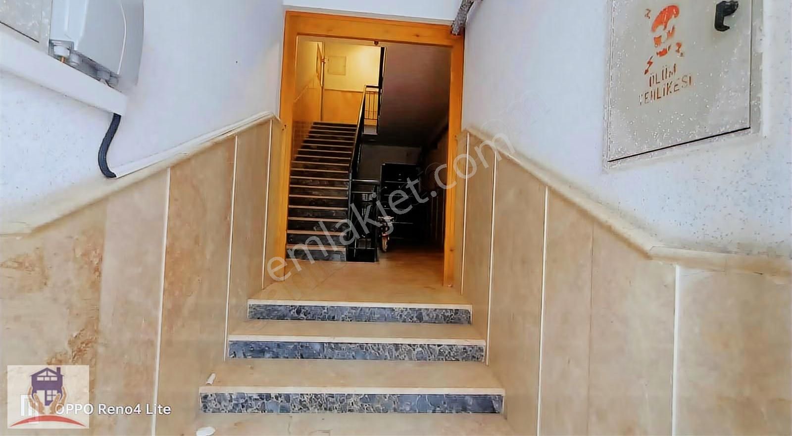 Pursaklar'da Ara Kat Merkezi Konum Kiralık 3+1 Daire - Görsel 32