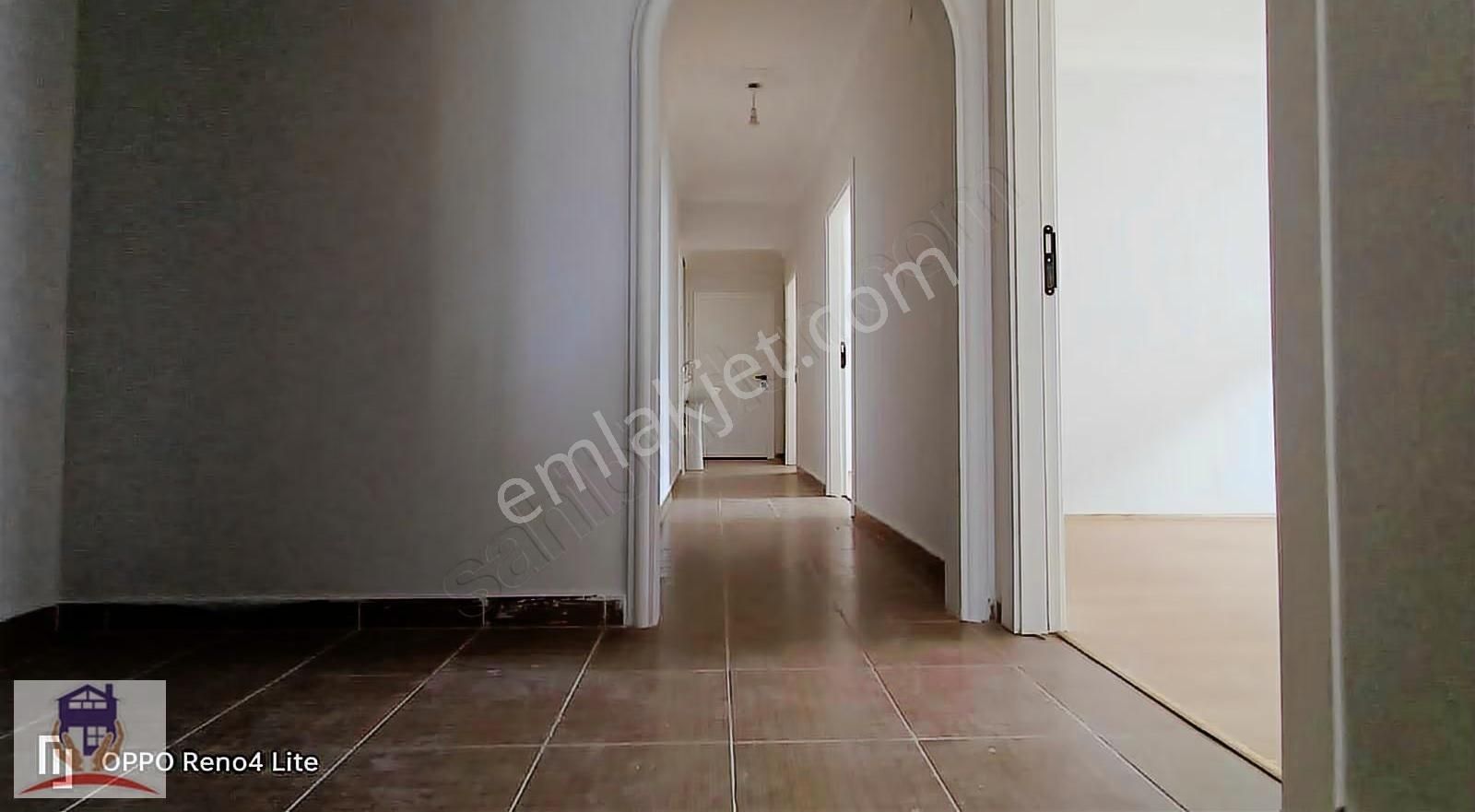 Pursaklar'da Ara Kat Merkezi Konum Kiralık 3+1 Daire - Görsel 27